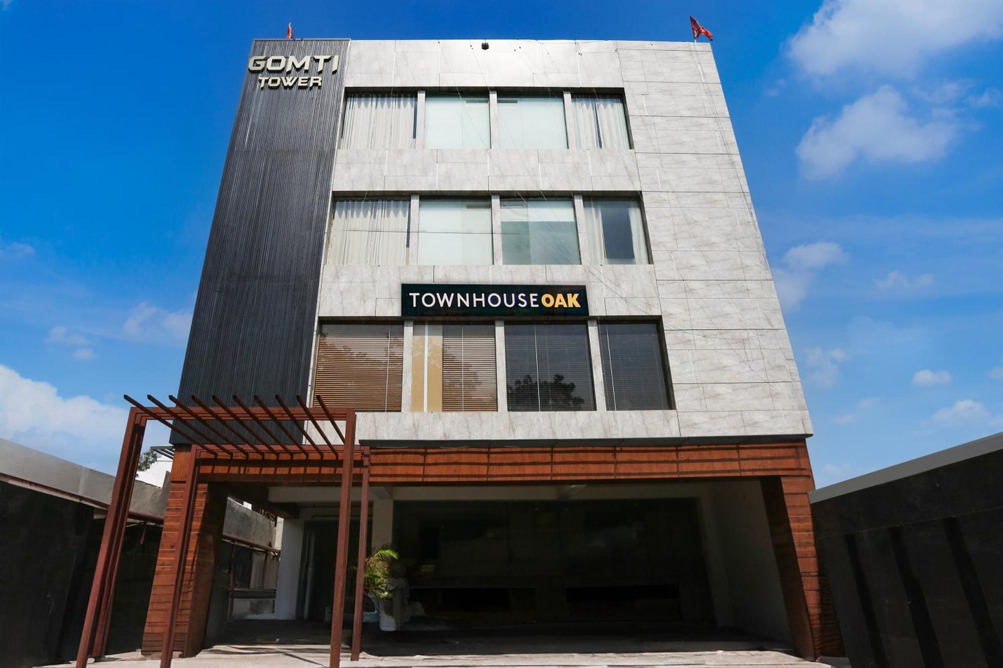 Palette - Calista Tower B 3* New Delhi