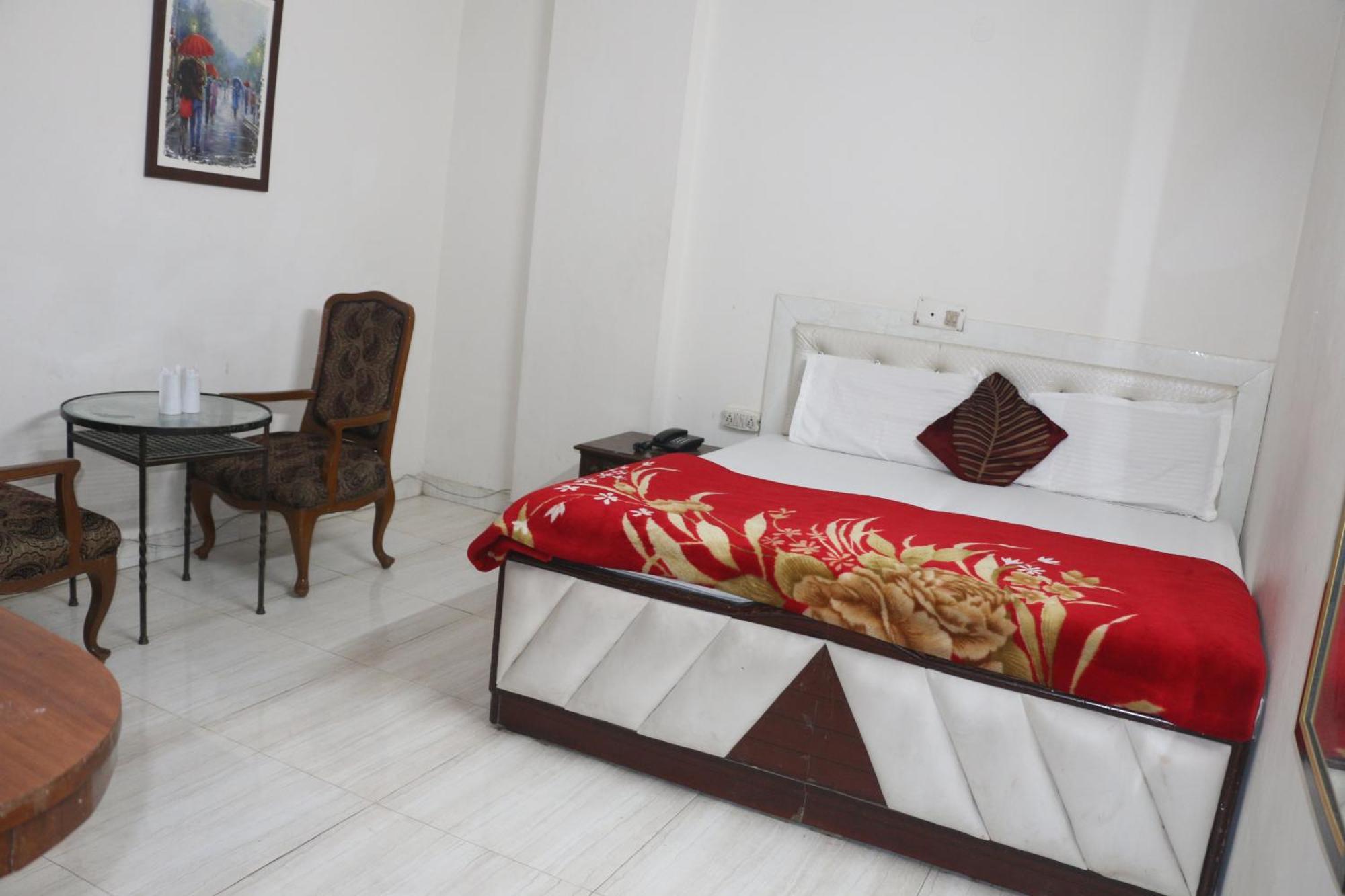 Swisston Palace Hotel 3*