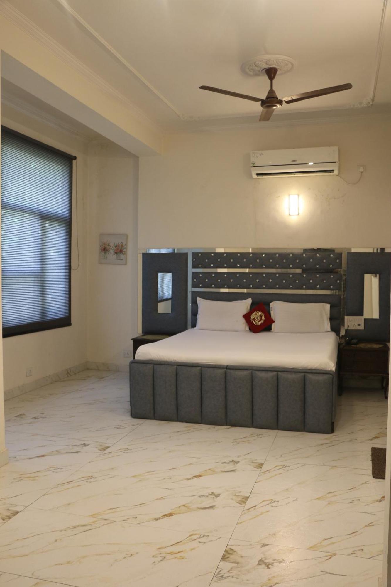 Swisston Palace Hotel Delhi (National Capital Territory of India)