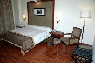 Hotel The Bmk