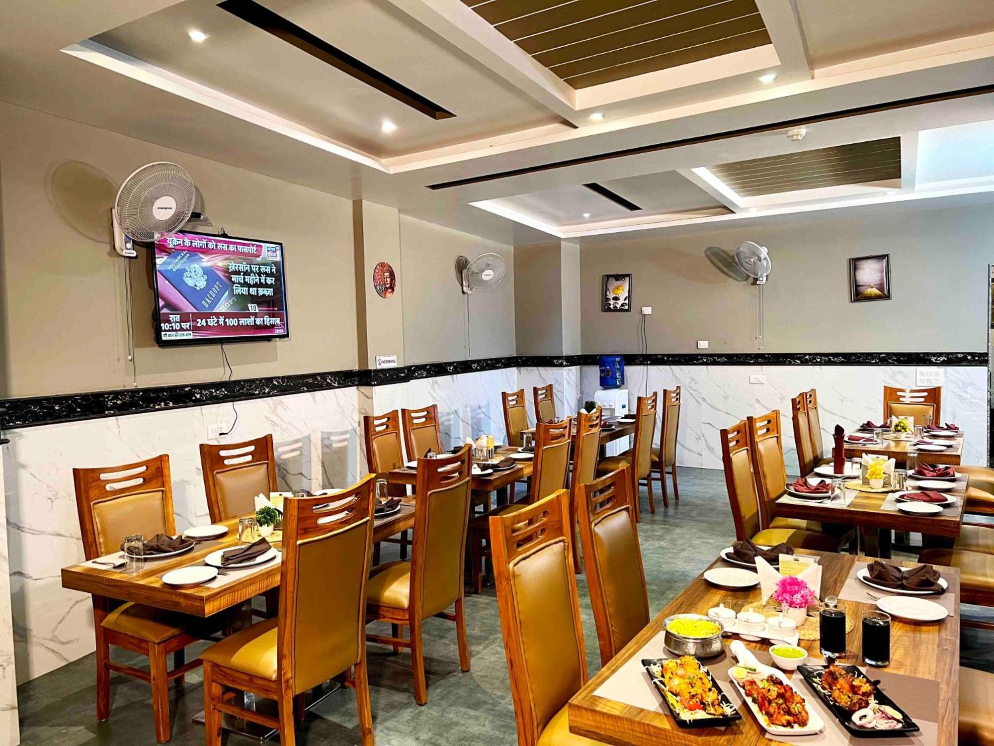 Hotel Shoba Estate Delhi Airport *