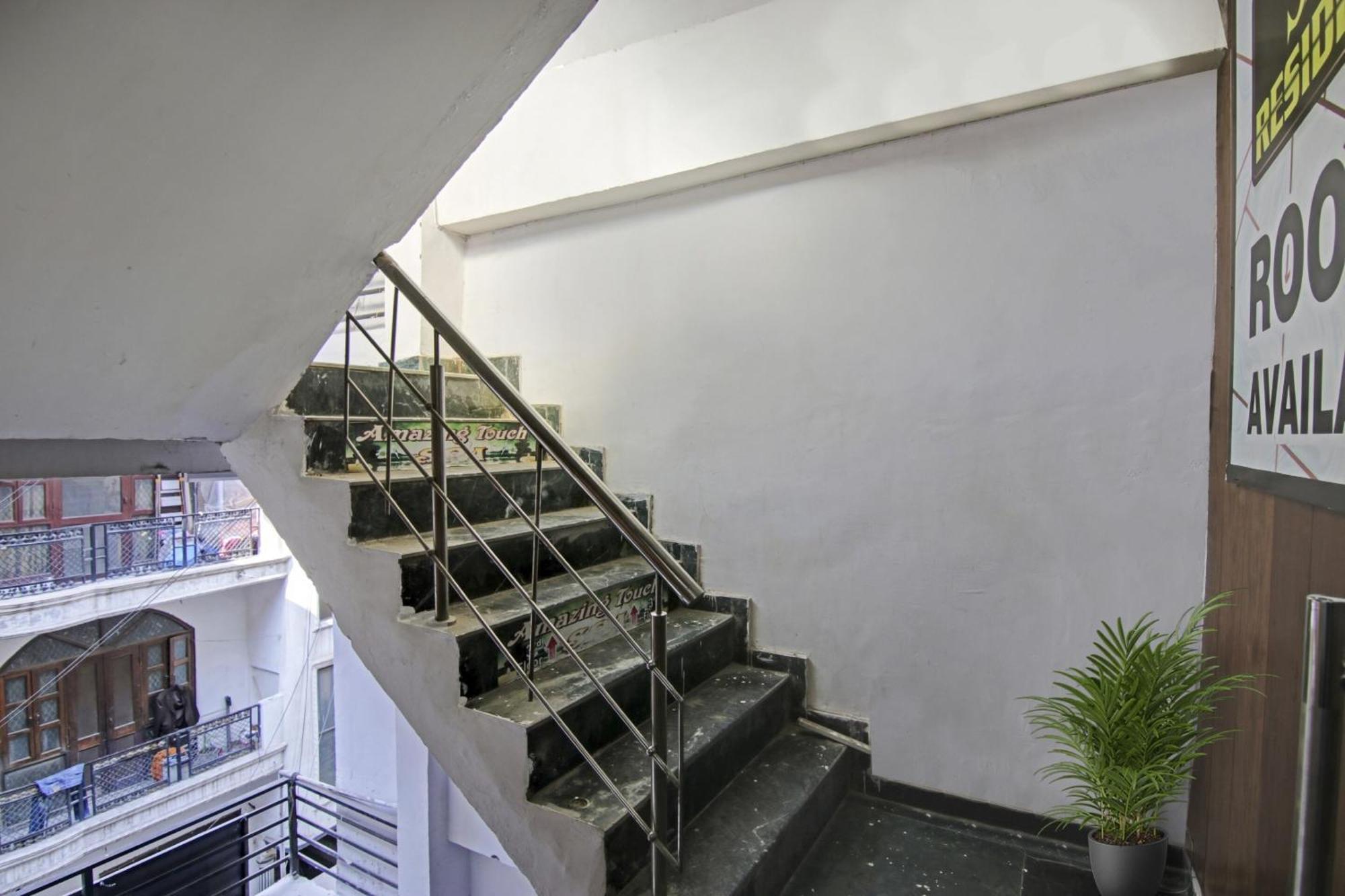 O Sr Residency Near Ccd
