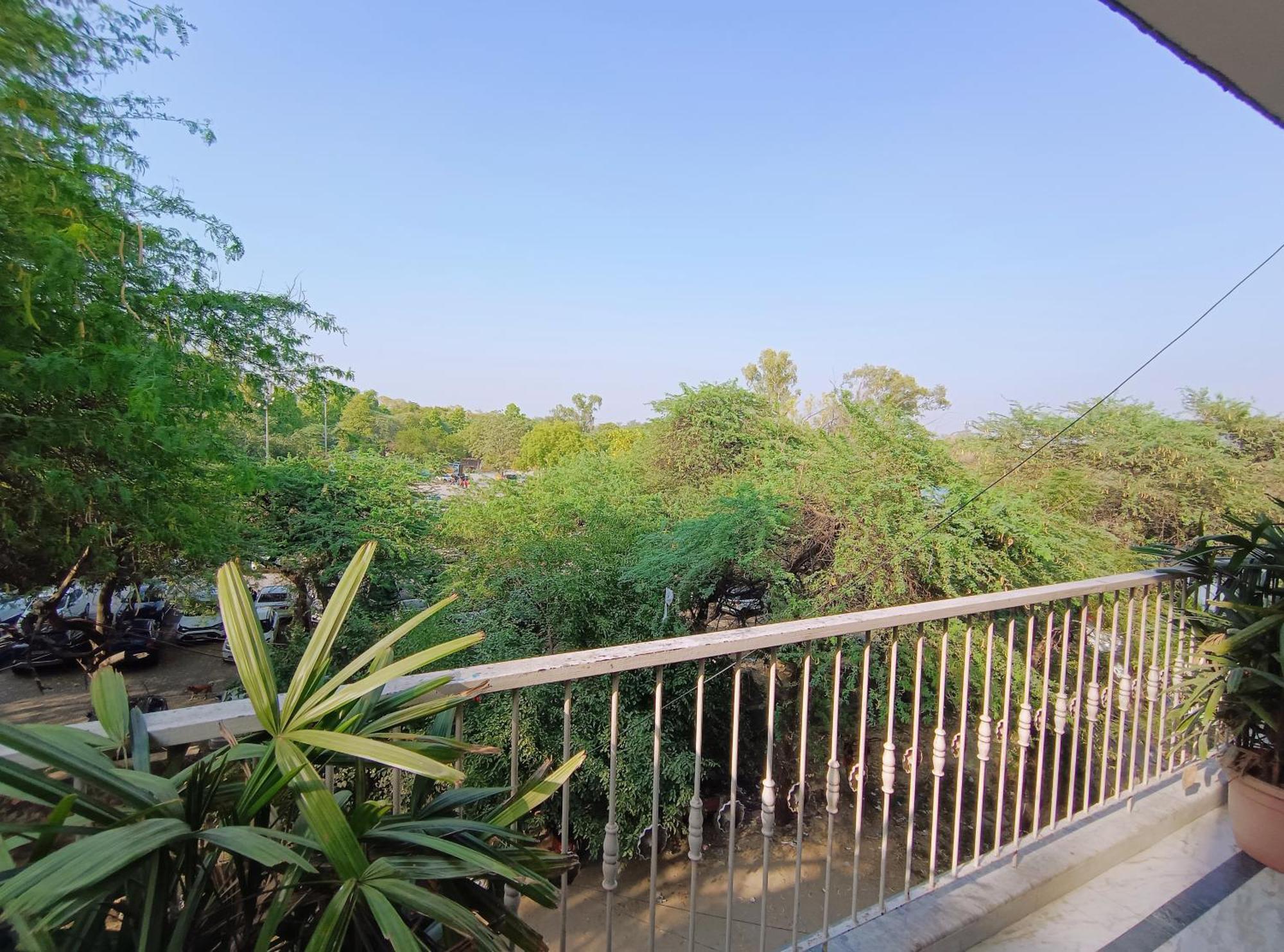 Hauz Khas View 3*