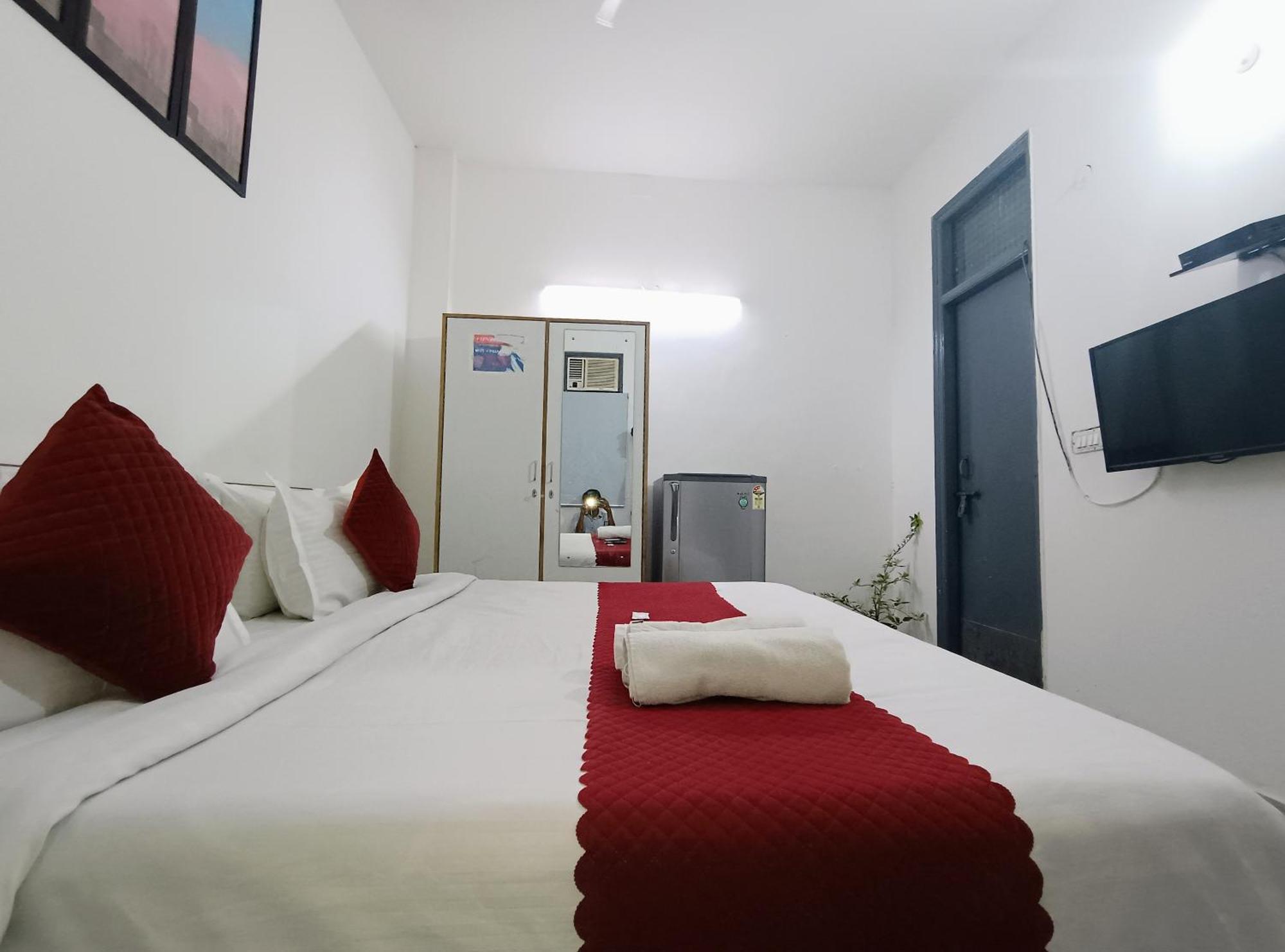 Hotel Hauz Khas View 3*