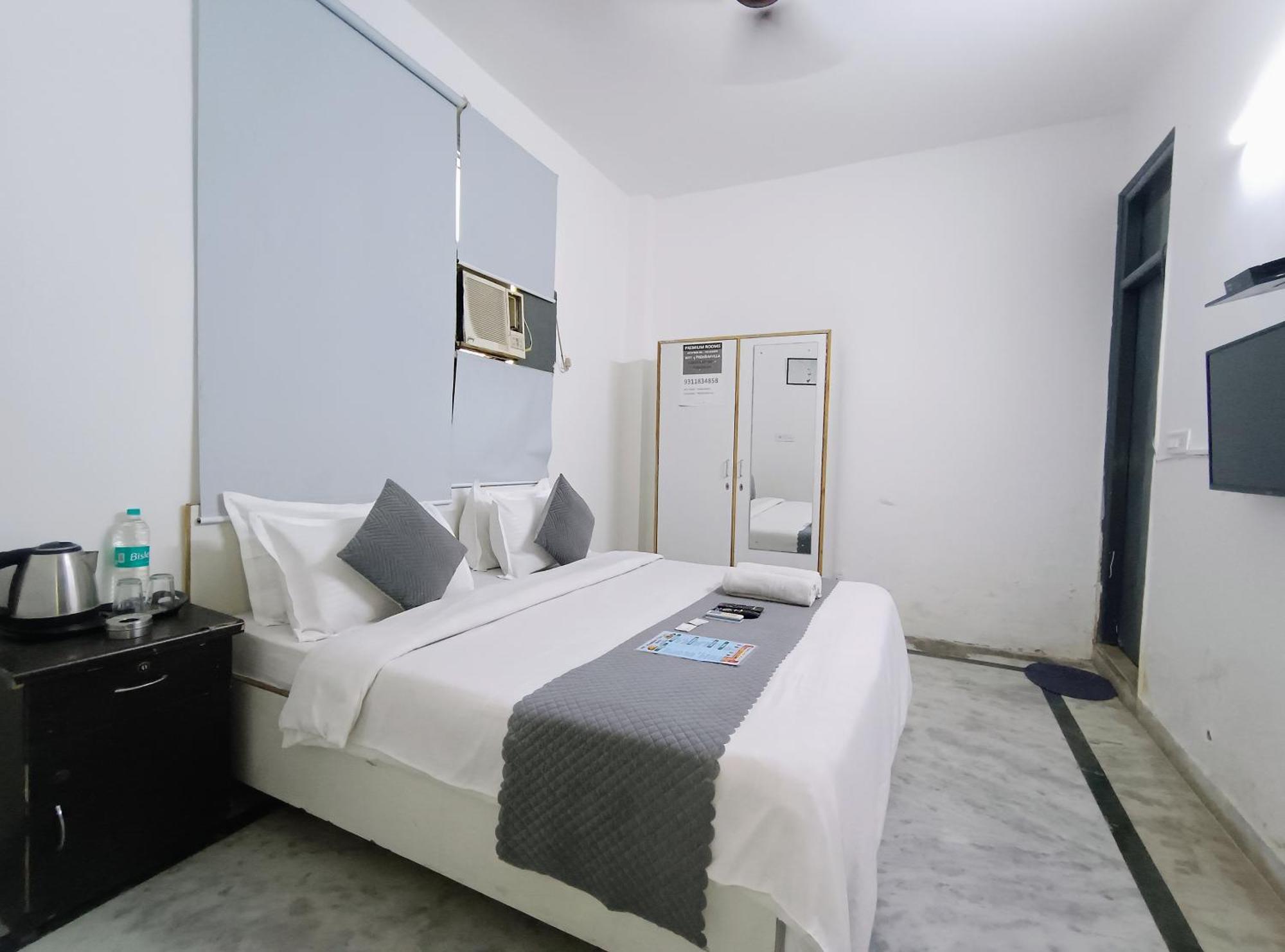 Hotel Hauz Khas View 3*