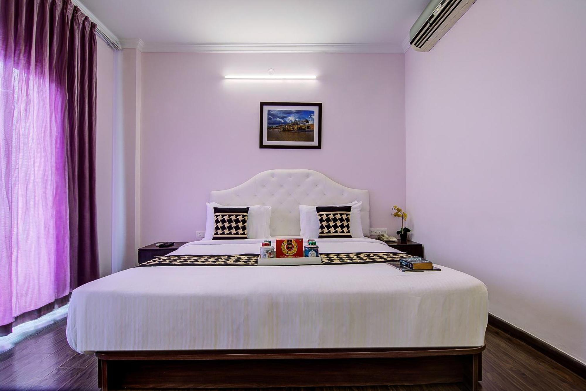 Rad Krone Delhi Near Igi Airport Hotel 4*