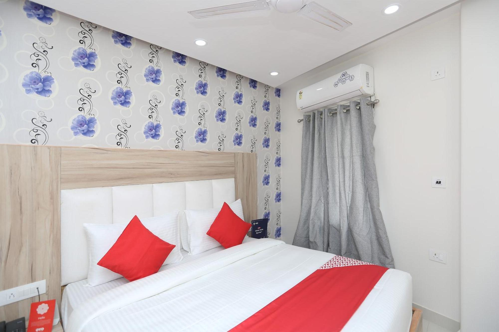 O Mega Hotel