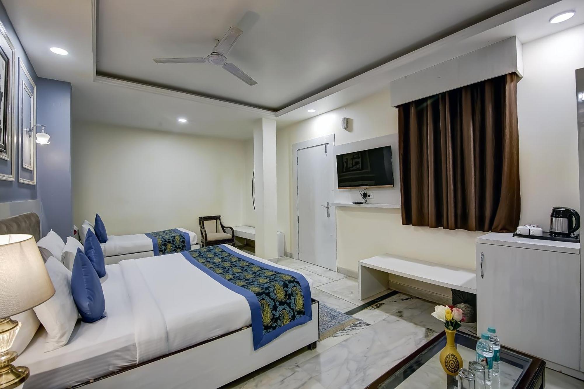 Opo The Alpino New Delhi