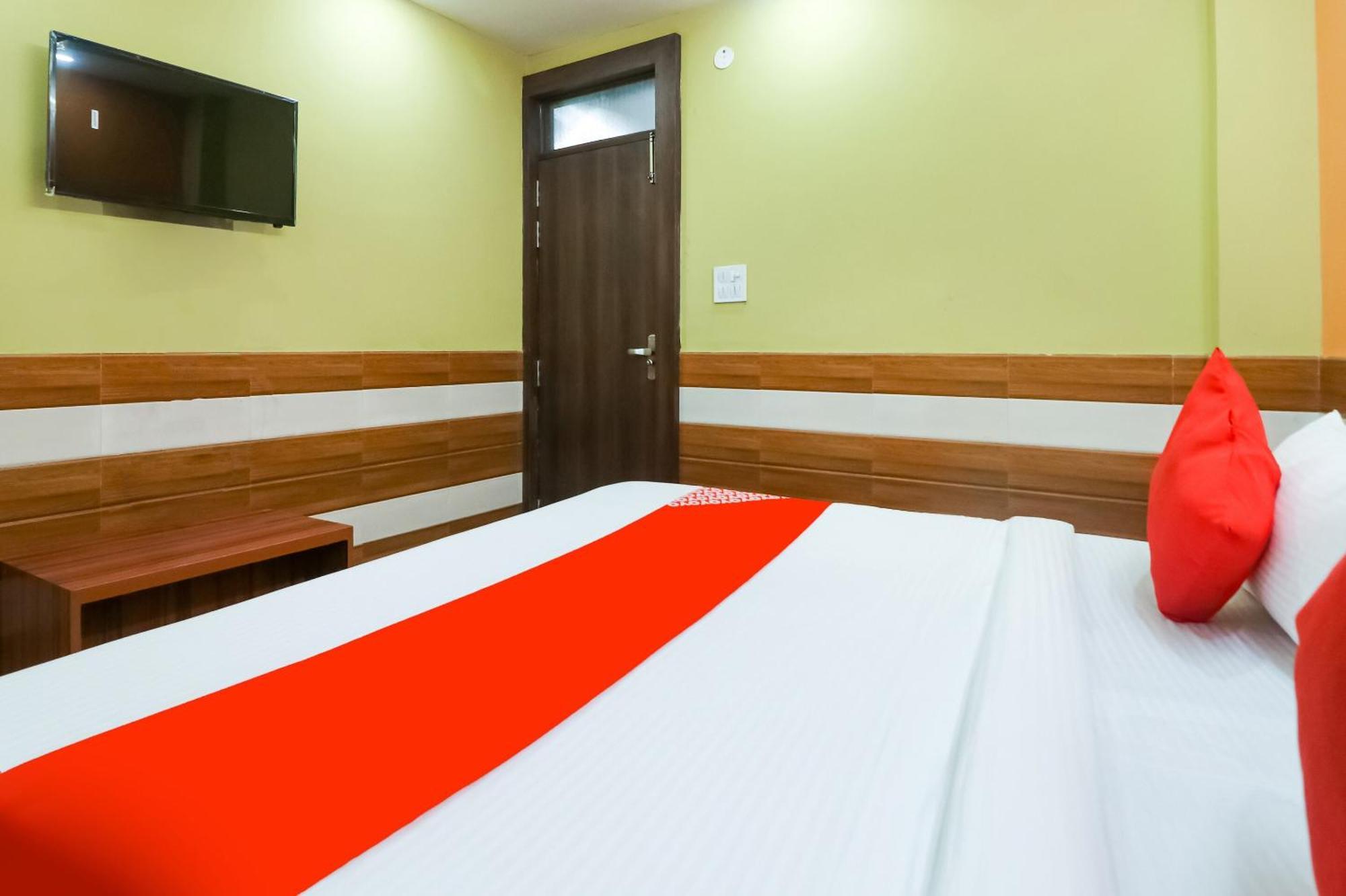 Hotel O Mayur Plaza Delhi (National Capital Territory of India)
