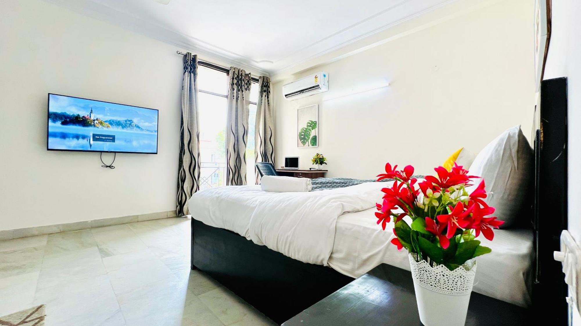 Bluo - Defence Colony - Bathtub, Kitchen Apartment New Delhi