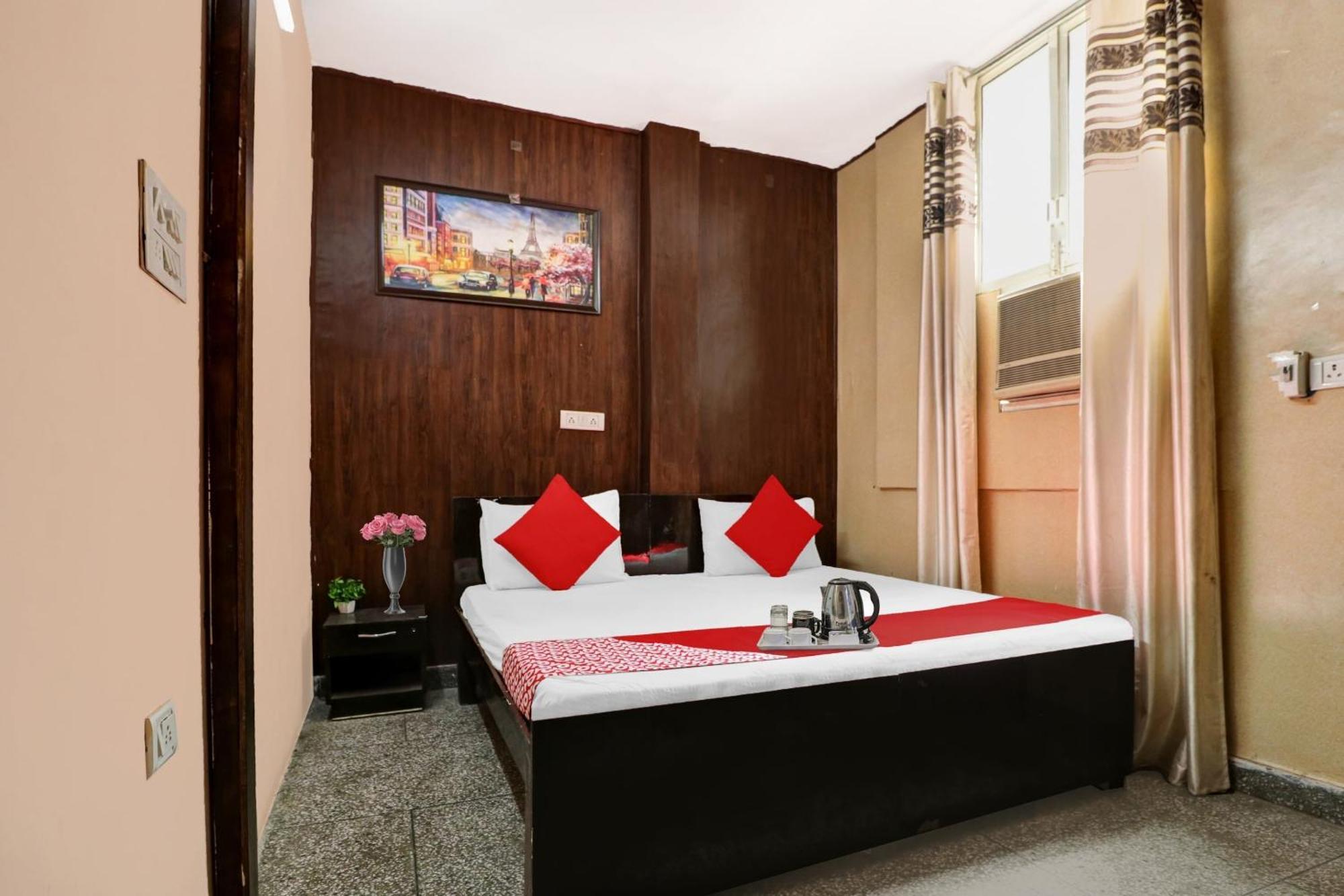 O Dream Palace Hotel 3*