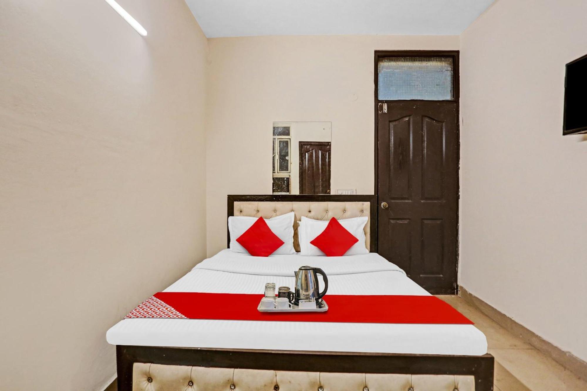 Hotel O Ss Paradise
