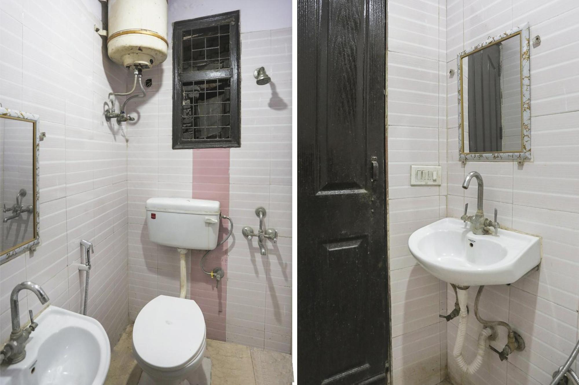 Hotel O Maxx Residency Near Dlf Avenue Saket