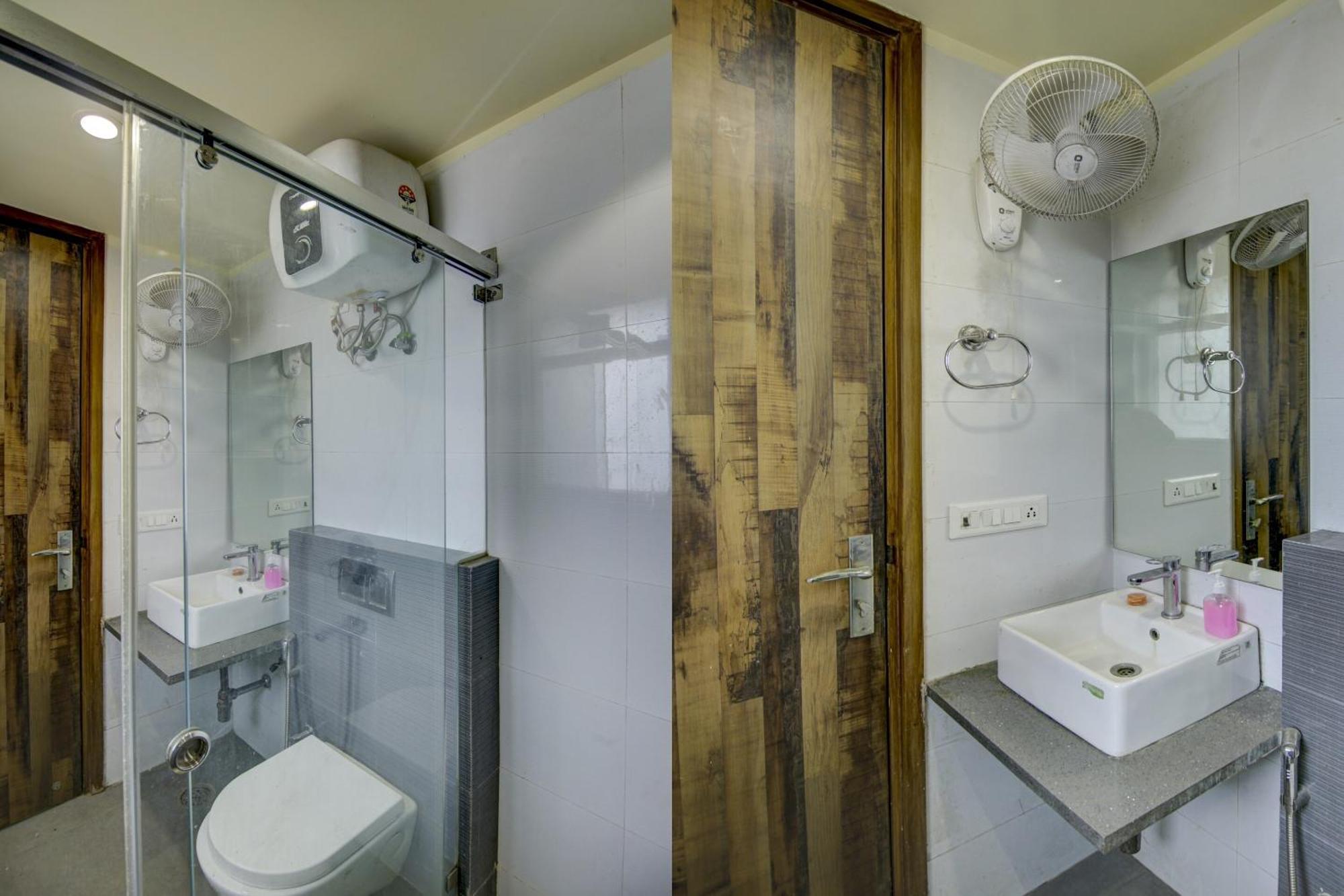 Collection O My Near Dwarka Sector 21 Metro Station Hotel 3*