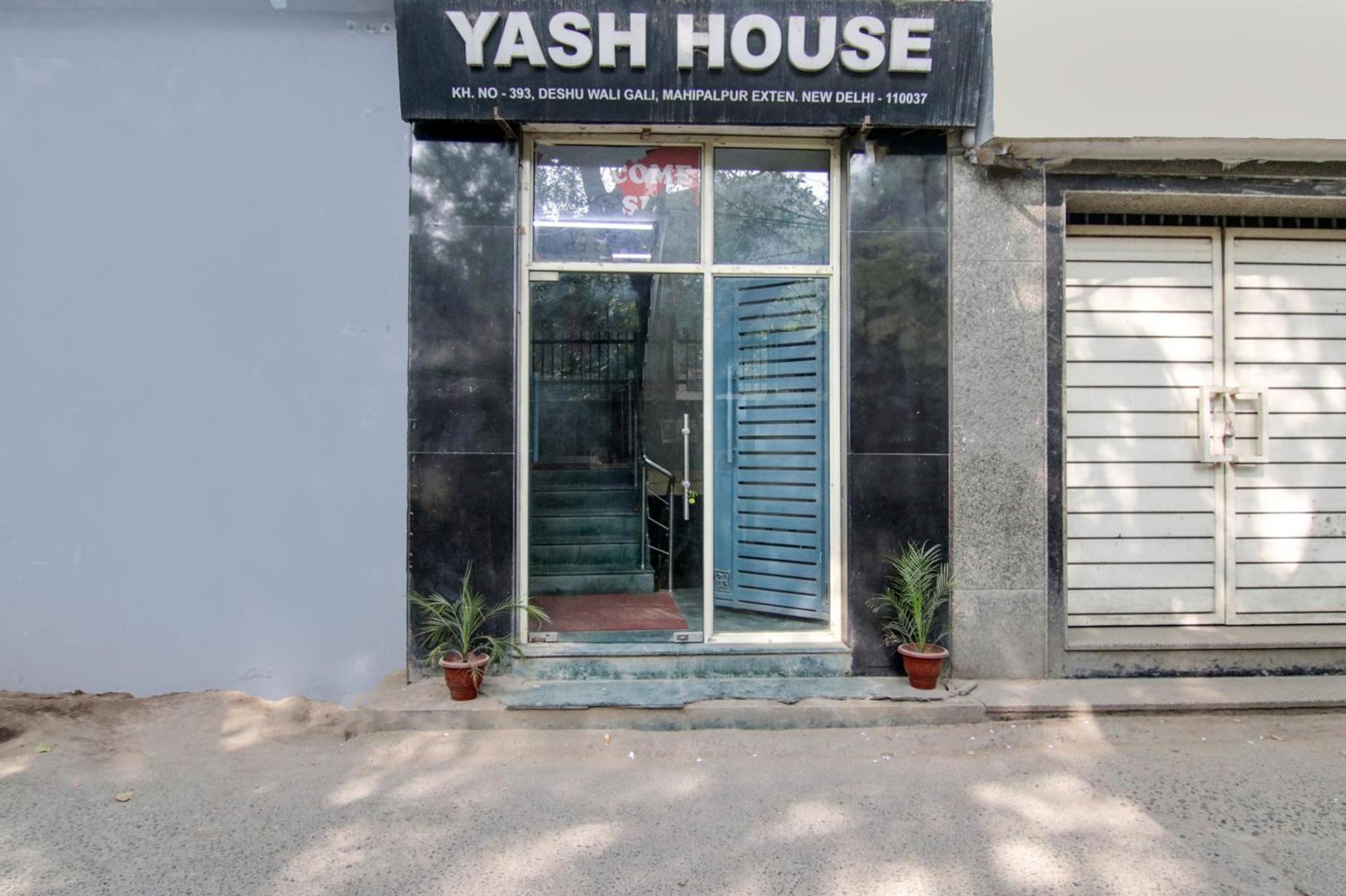 Yash House Hotel New Delhi