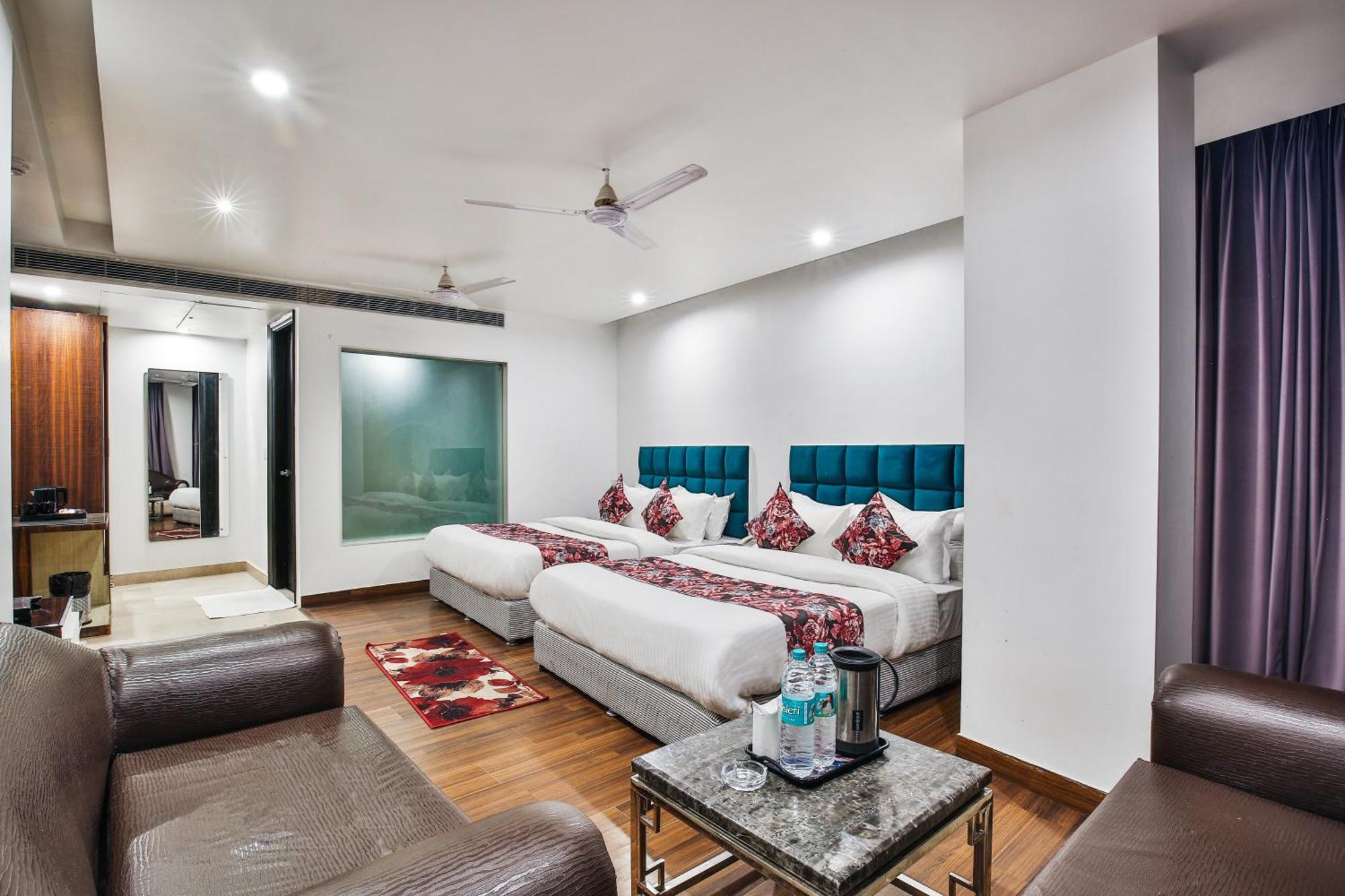 Staybook Hotel Uppal International Nova Deli