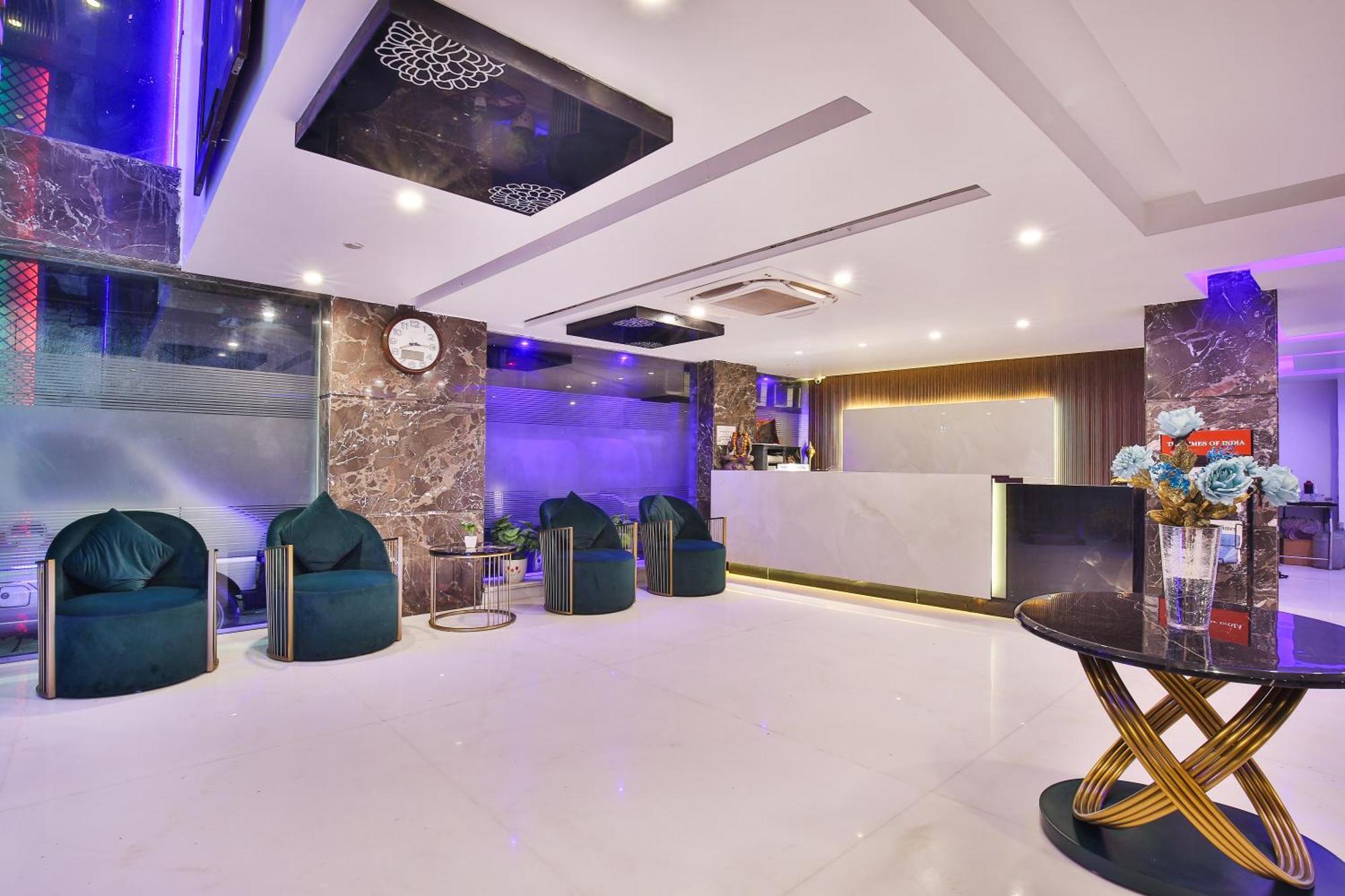 Staybook Hotel Uppal International