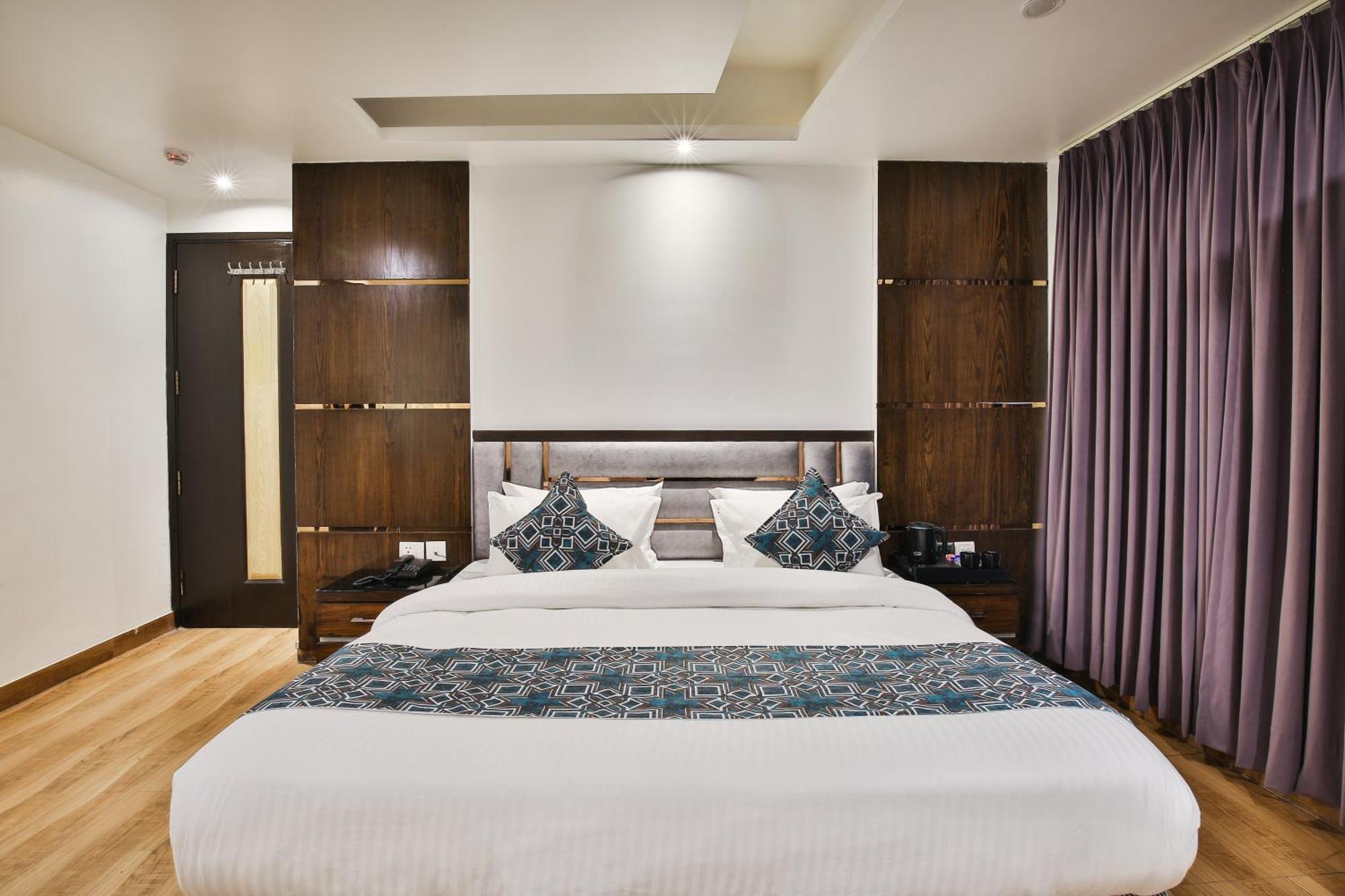 Staybook Hotel Uppal International Hotel Nova Deli
