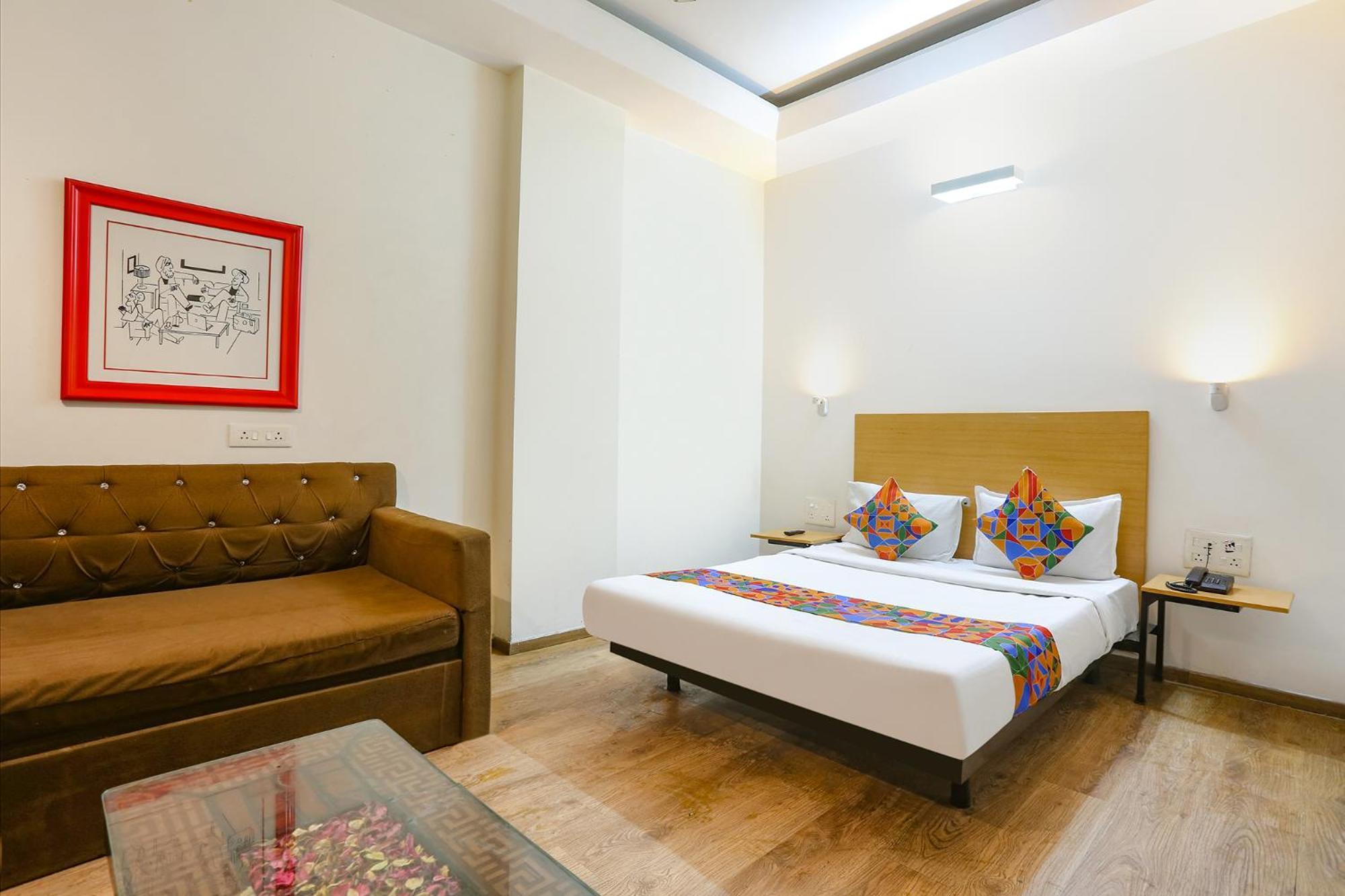 Hotel Fabhotel Sky Land 3*