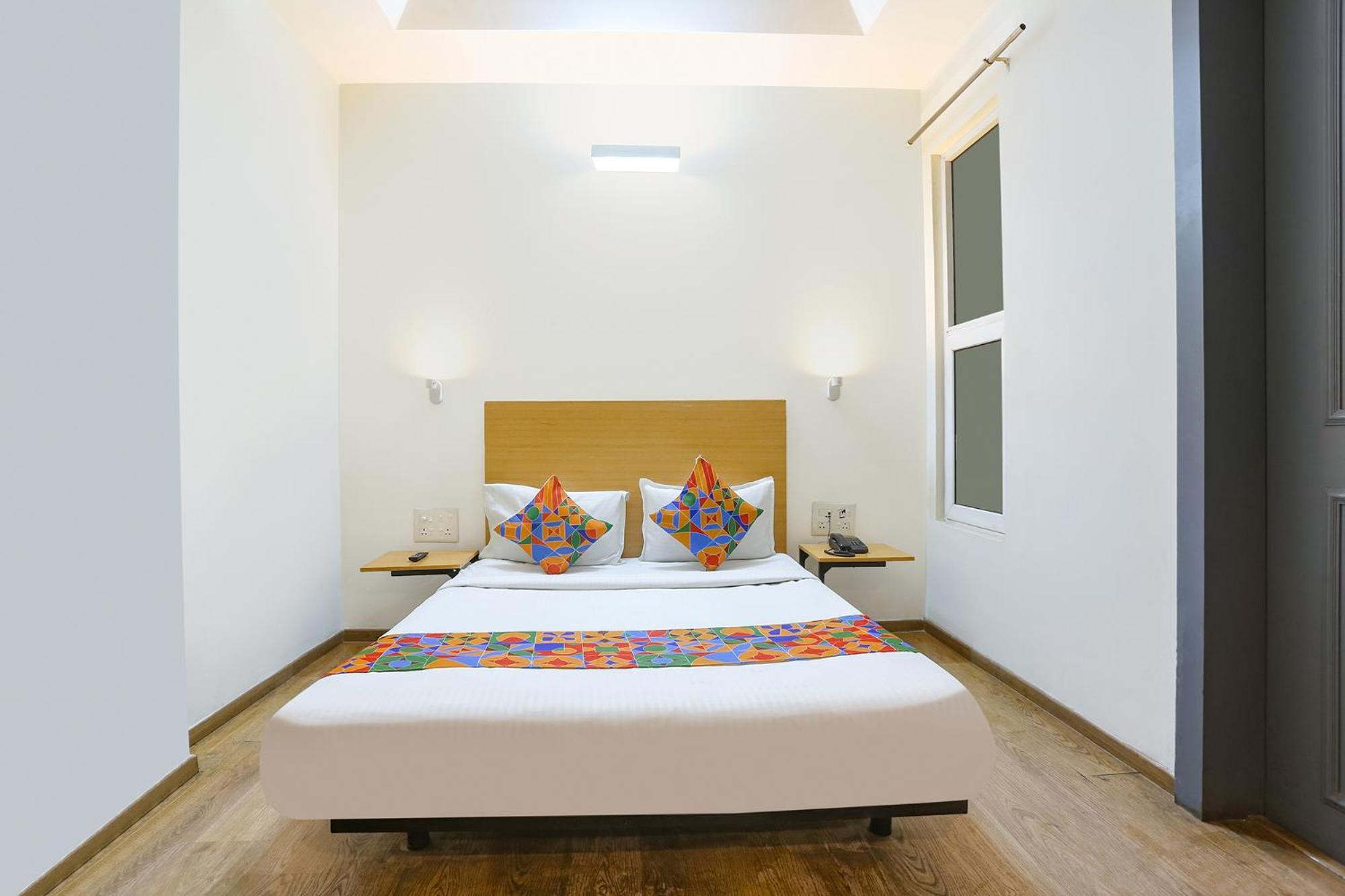Hotel Fabhotel Sky Land 3*