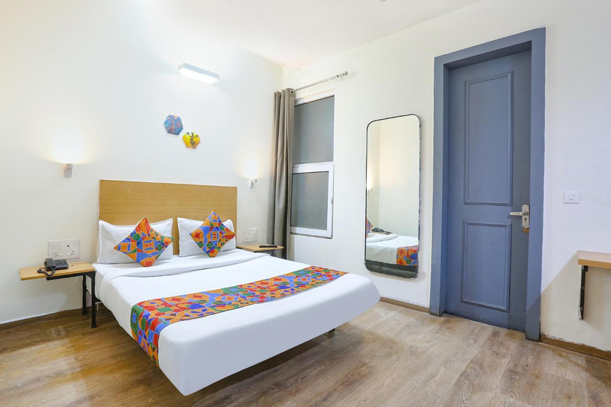 Hotel Fabhotel Sky Land