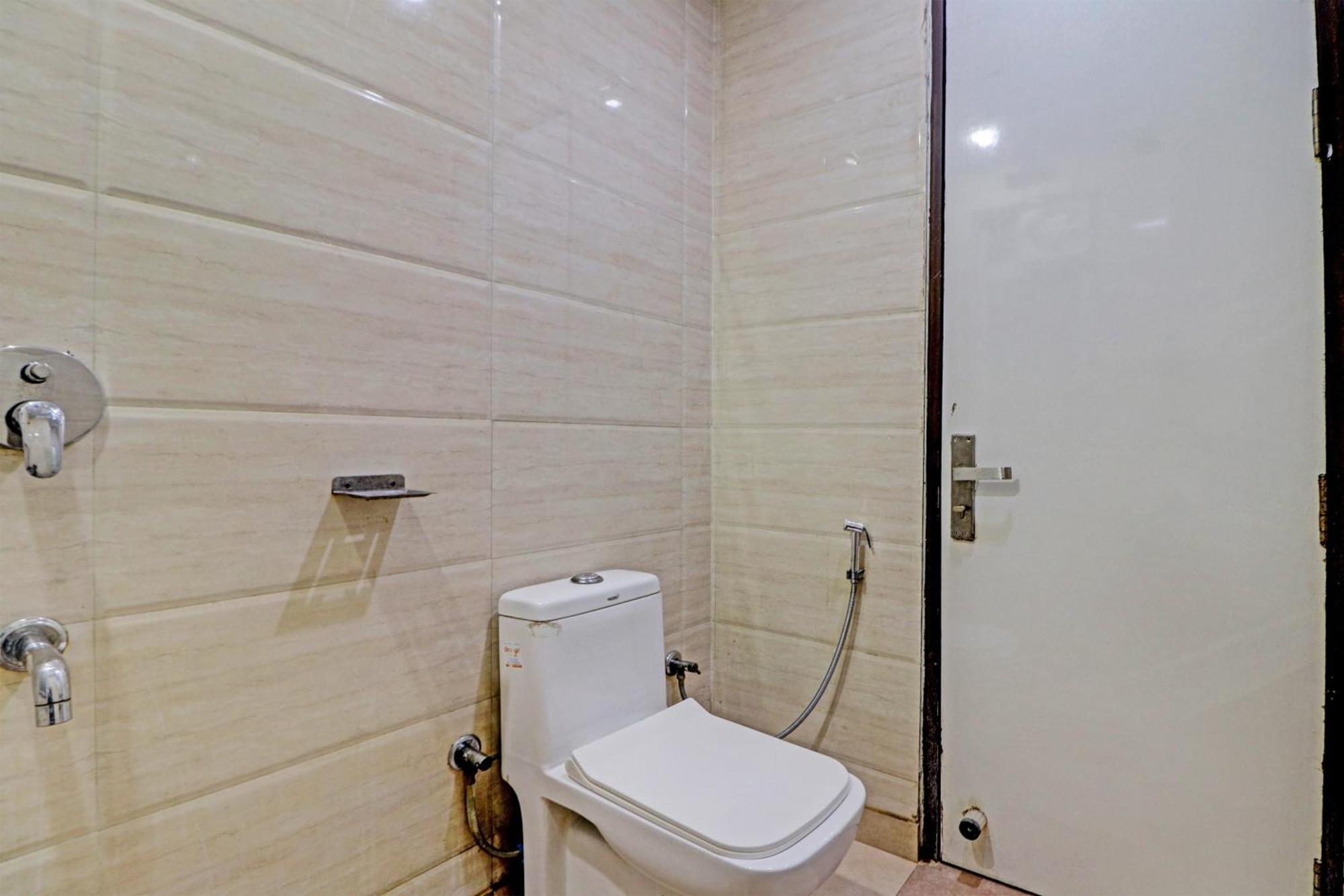 King Delhi Airport Hotel