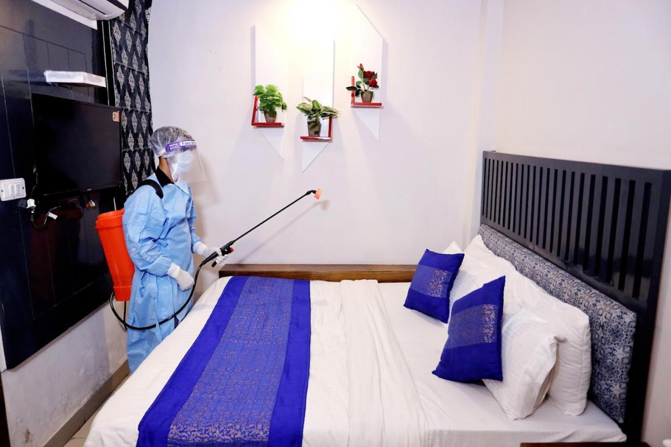 Hotel Jai Balaji, Paharganj, Railway Station New Delhi