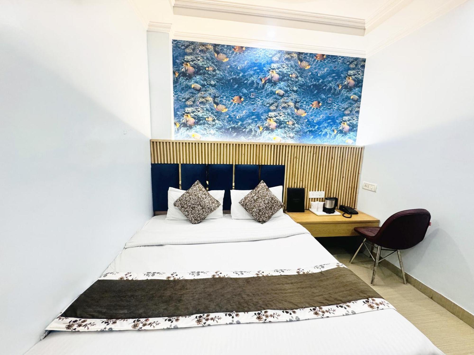Hotel Jai Balaji, Paharganj, Railway Station New Delhi