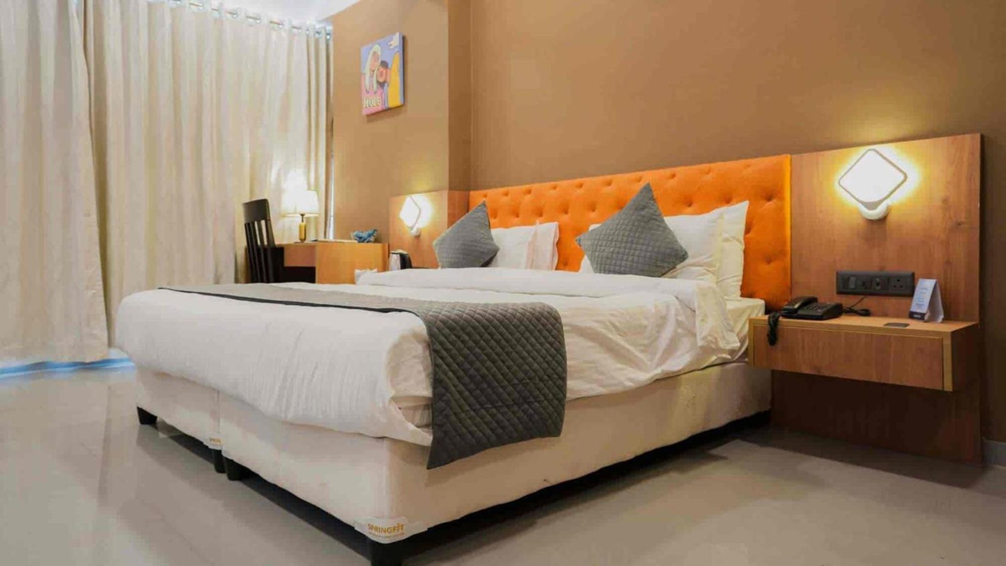 Aerocity Golden New Delhi