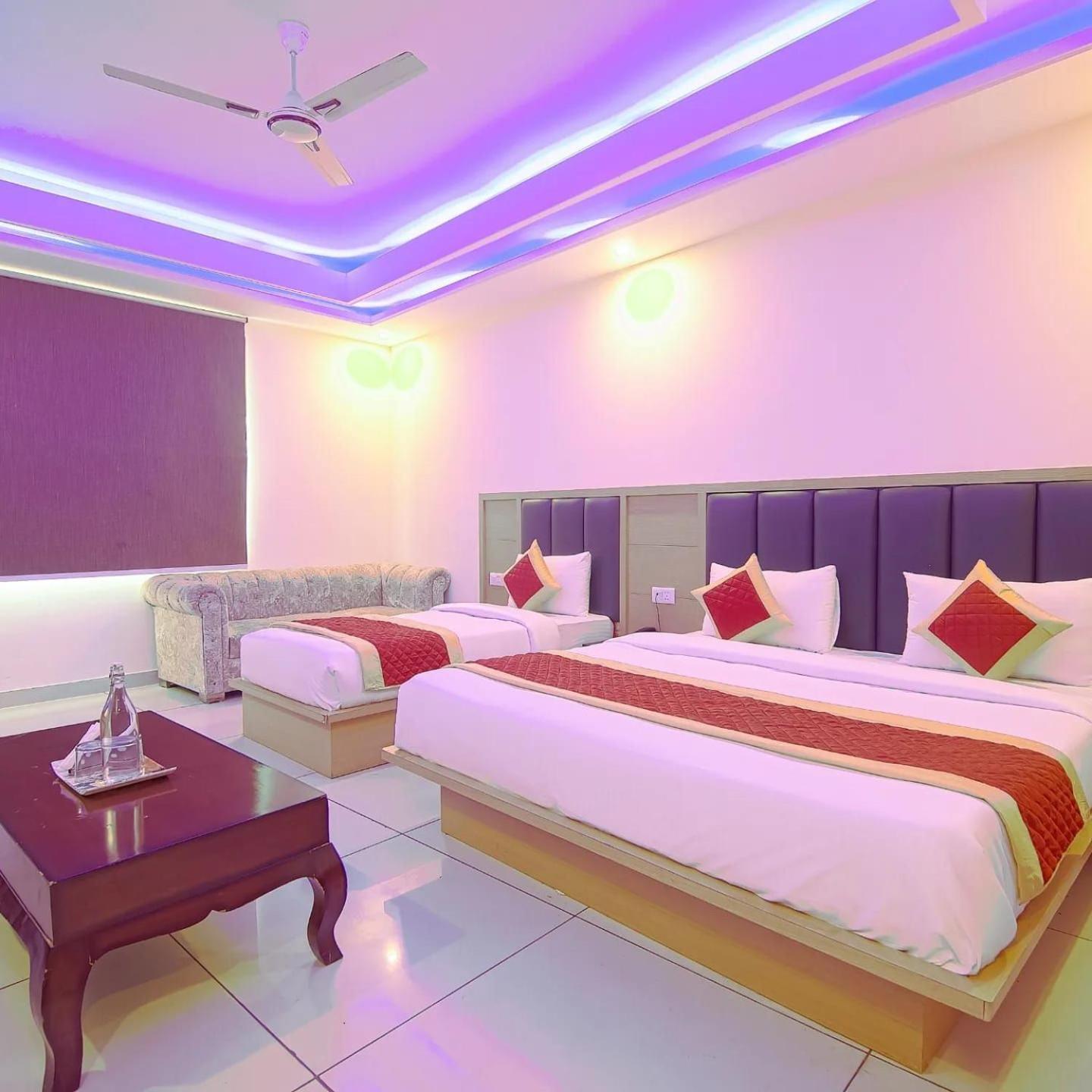 Bittu - Paharganj New Delhi