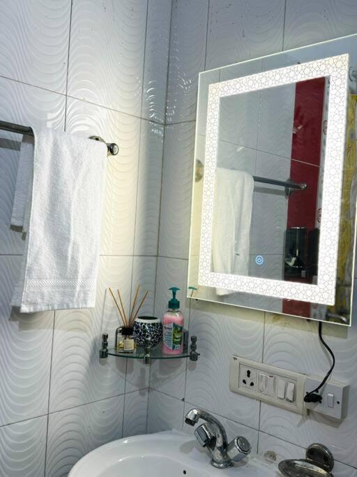Sassy By Ikhomes 2bhk * New Delhi