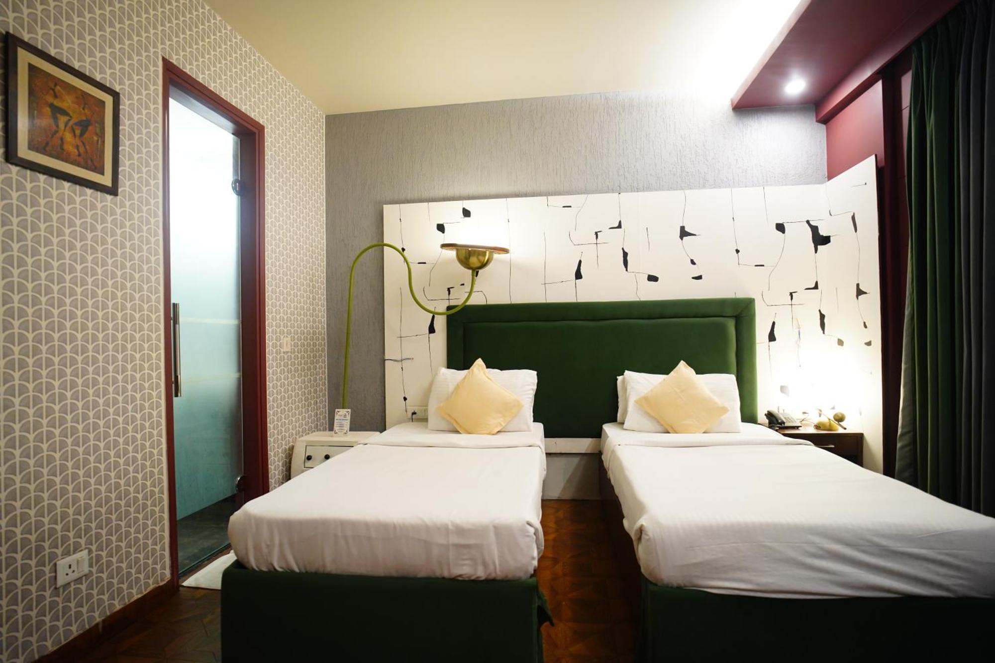 The Grand Vikalp By Saga Hotel 3*