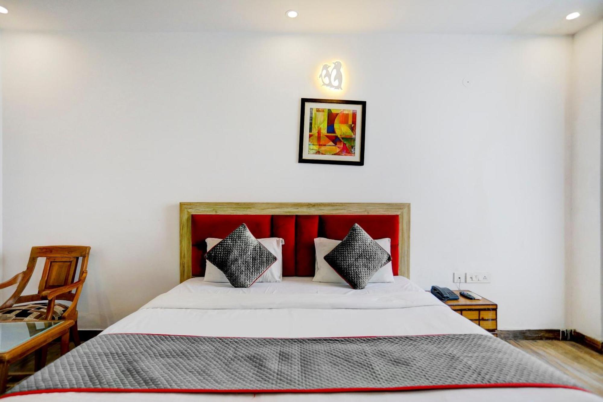 Townhouse Rivasa Regency Hotel