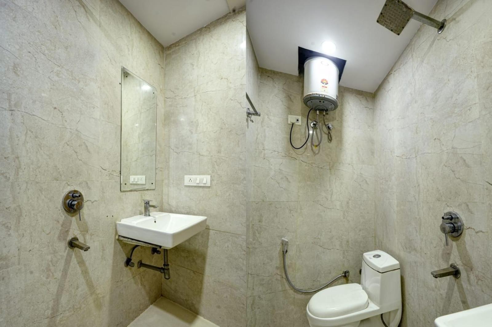 New Cozy Cave Hotel New Delhi