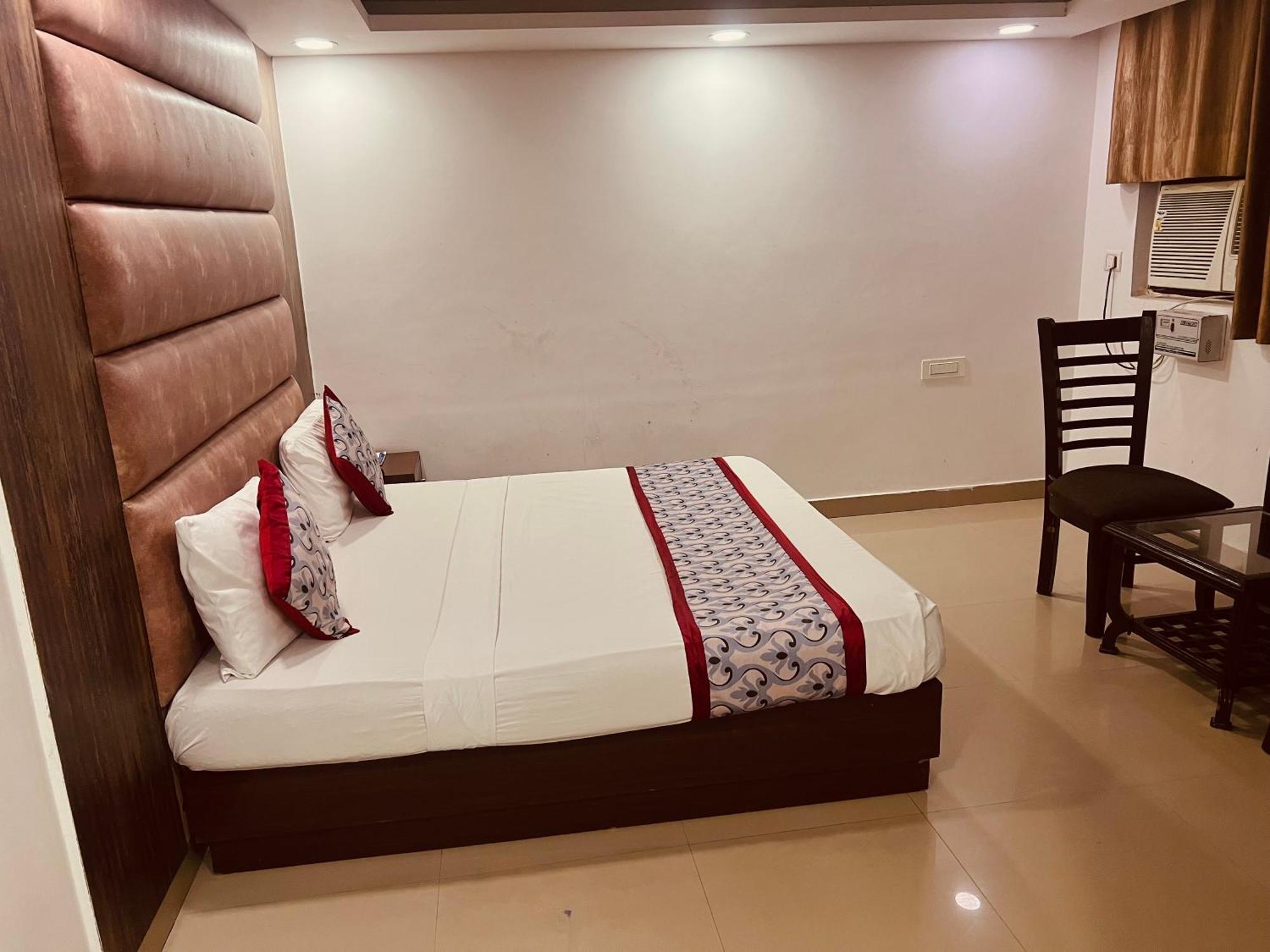 Grand Ivy 4* New Delhi