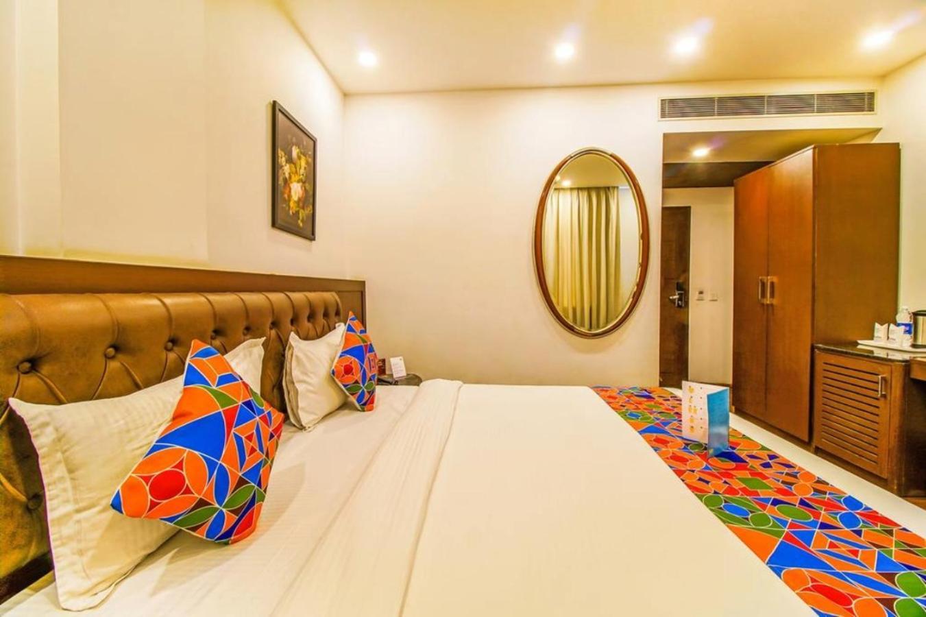 Hotel Kian By Jmd Group New Delhi