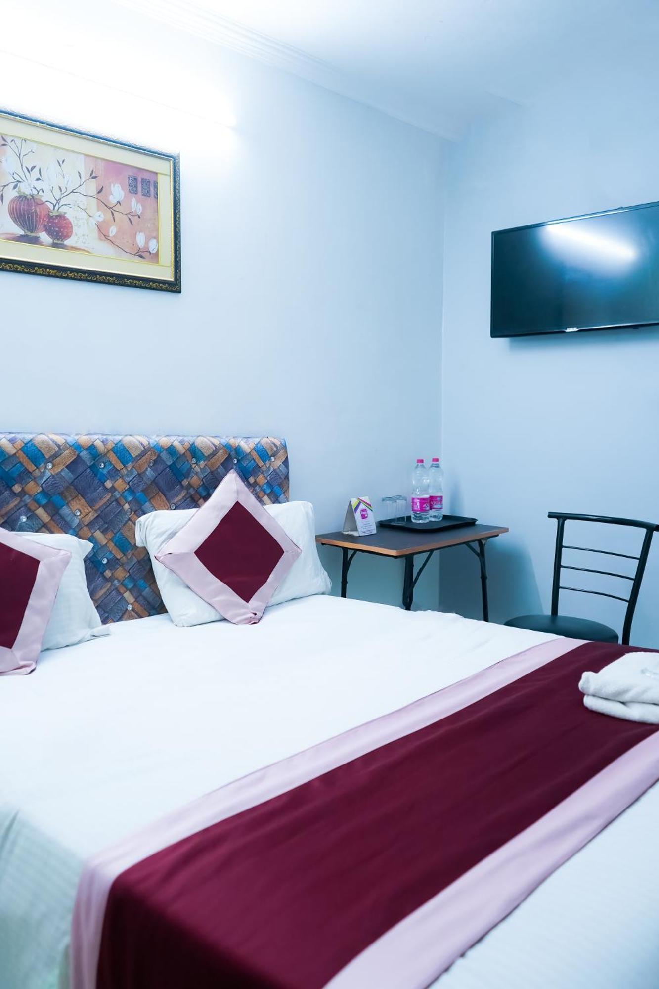Hotel In Moti Bagh Hotel Nova Deli