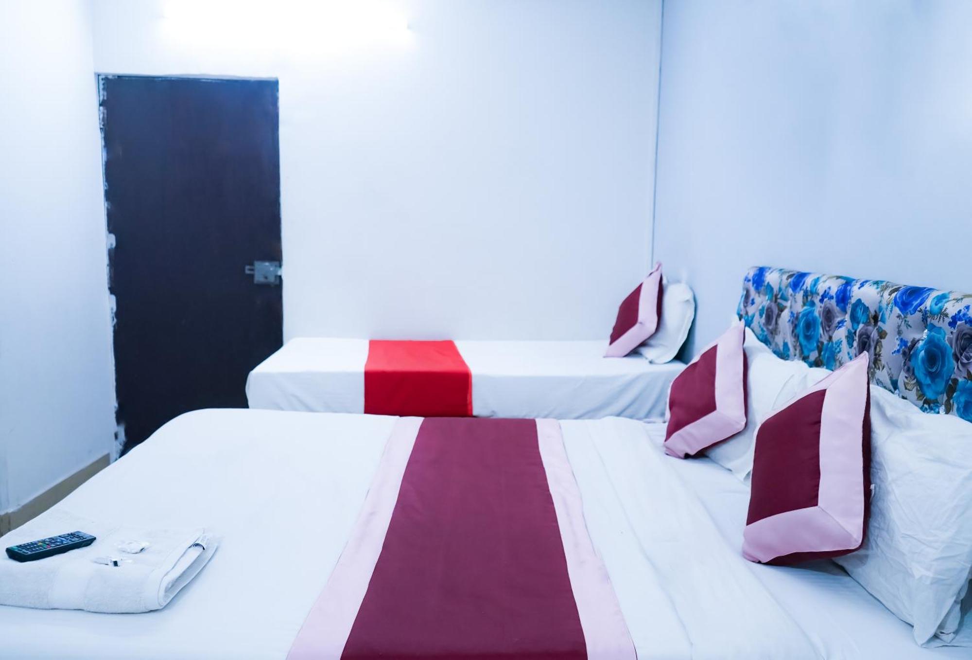 Hotel In Moti Bagh Nova Deli