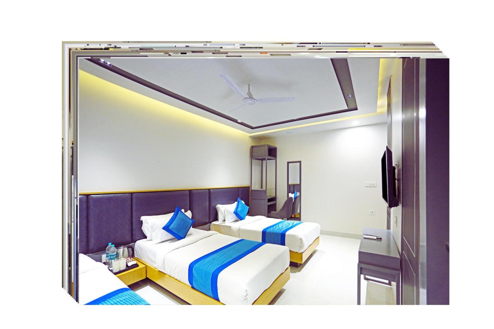 Applewood Boutique - Delhi International Airport New Delhi