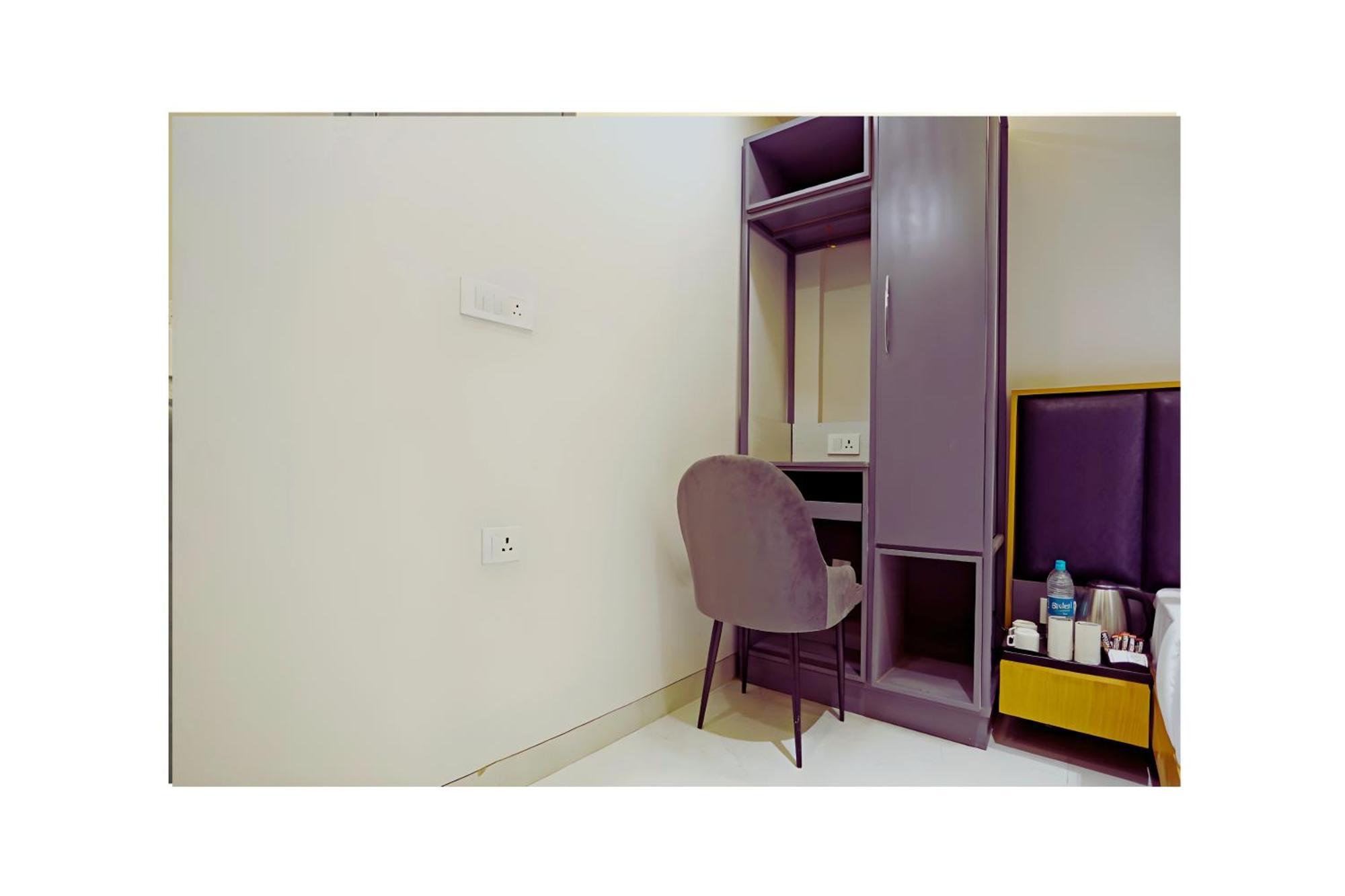 Hotel Applewood Boutique - Delhi International Airport