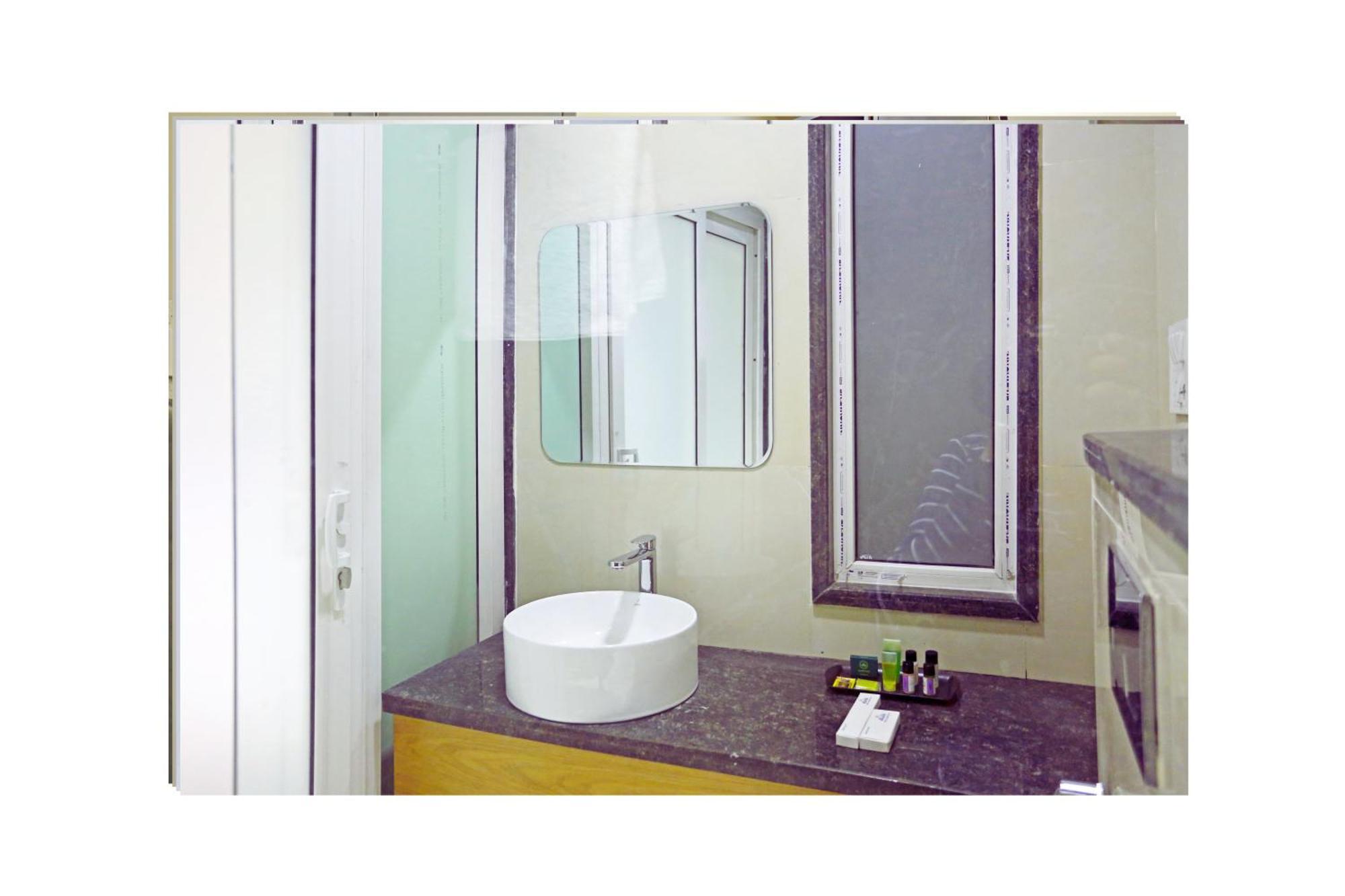Hotel Applewood Boutique - Delhi International Airport New Delhi