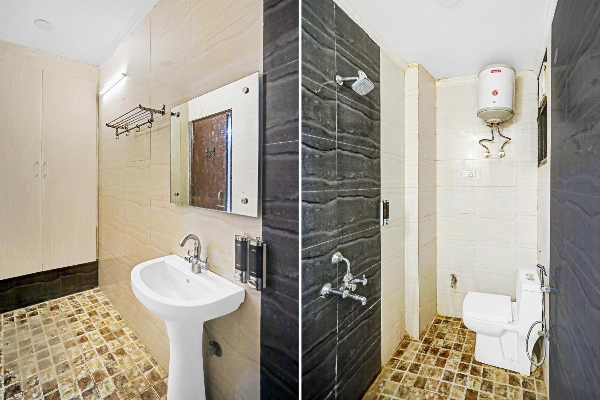 Hotel Collection O Agniv Residency Near Saket Metro New Delhi