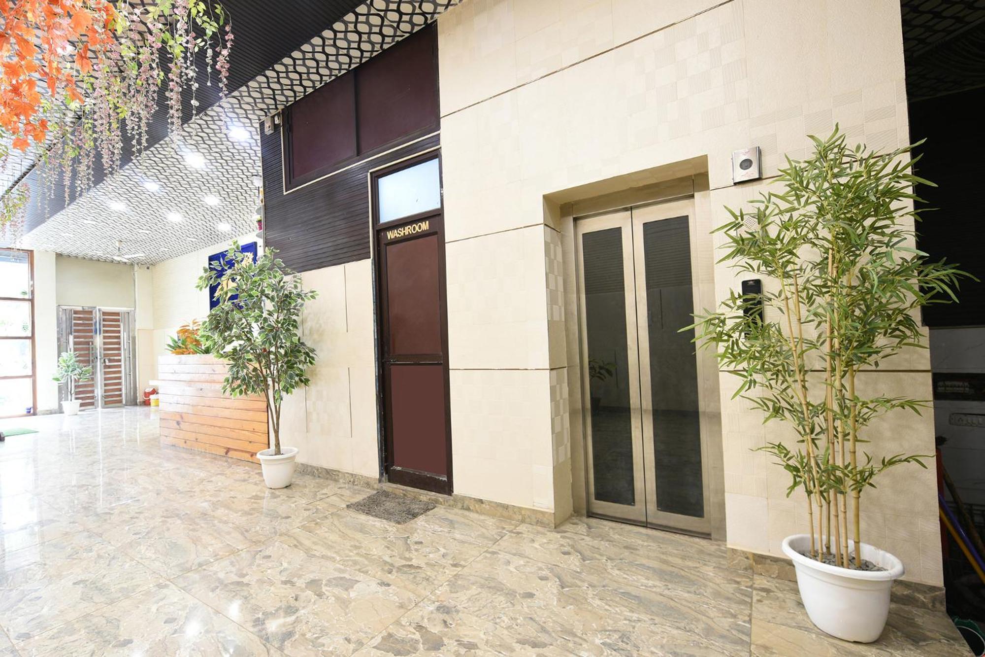 Fabhotel The Crystal Palace Delhi (National Capital Territory of India)
