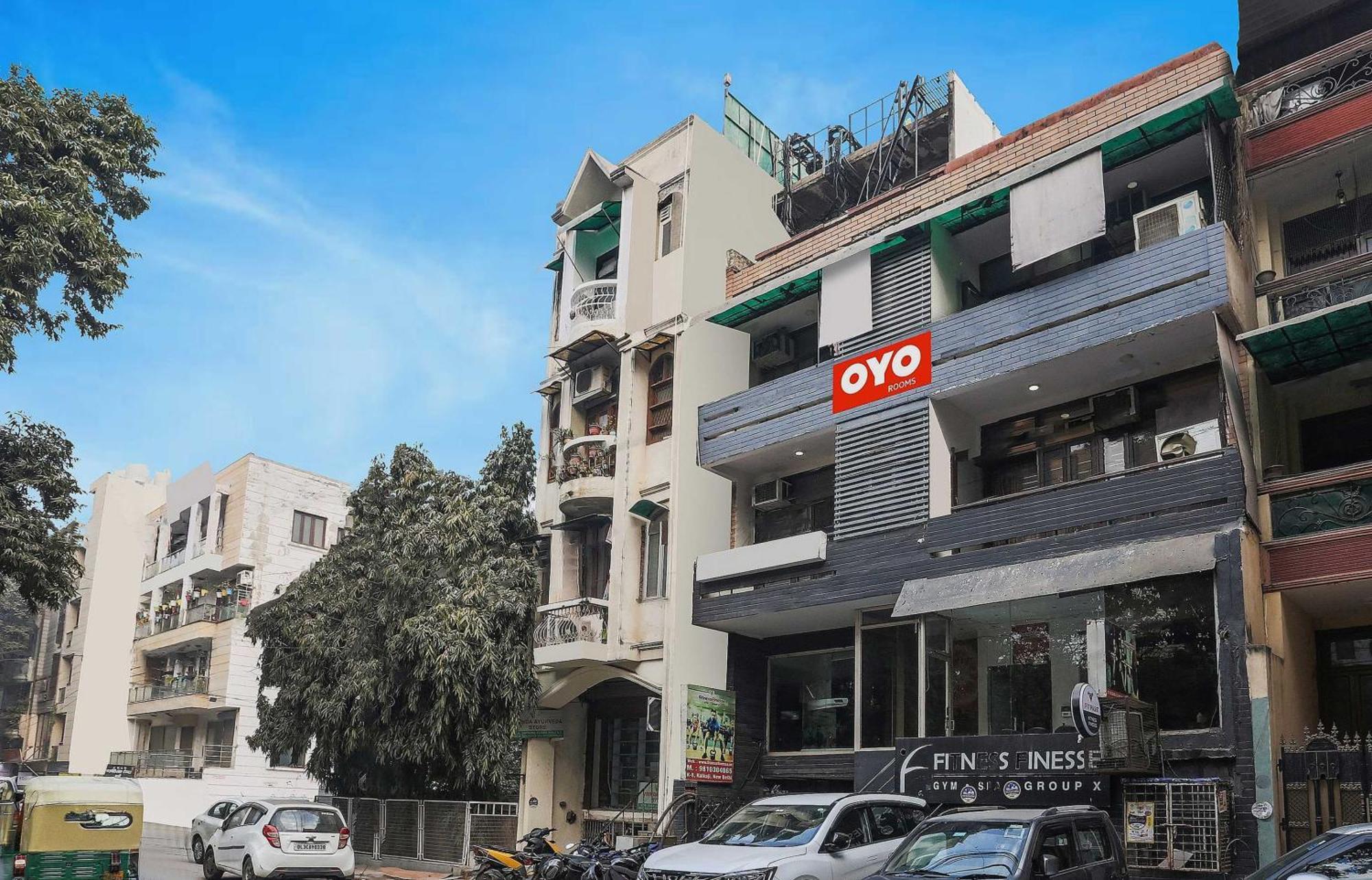 Hotel O Royal Galaxy New Delhi