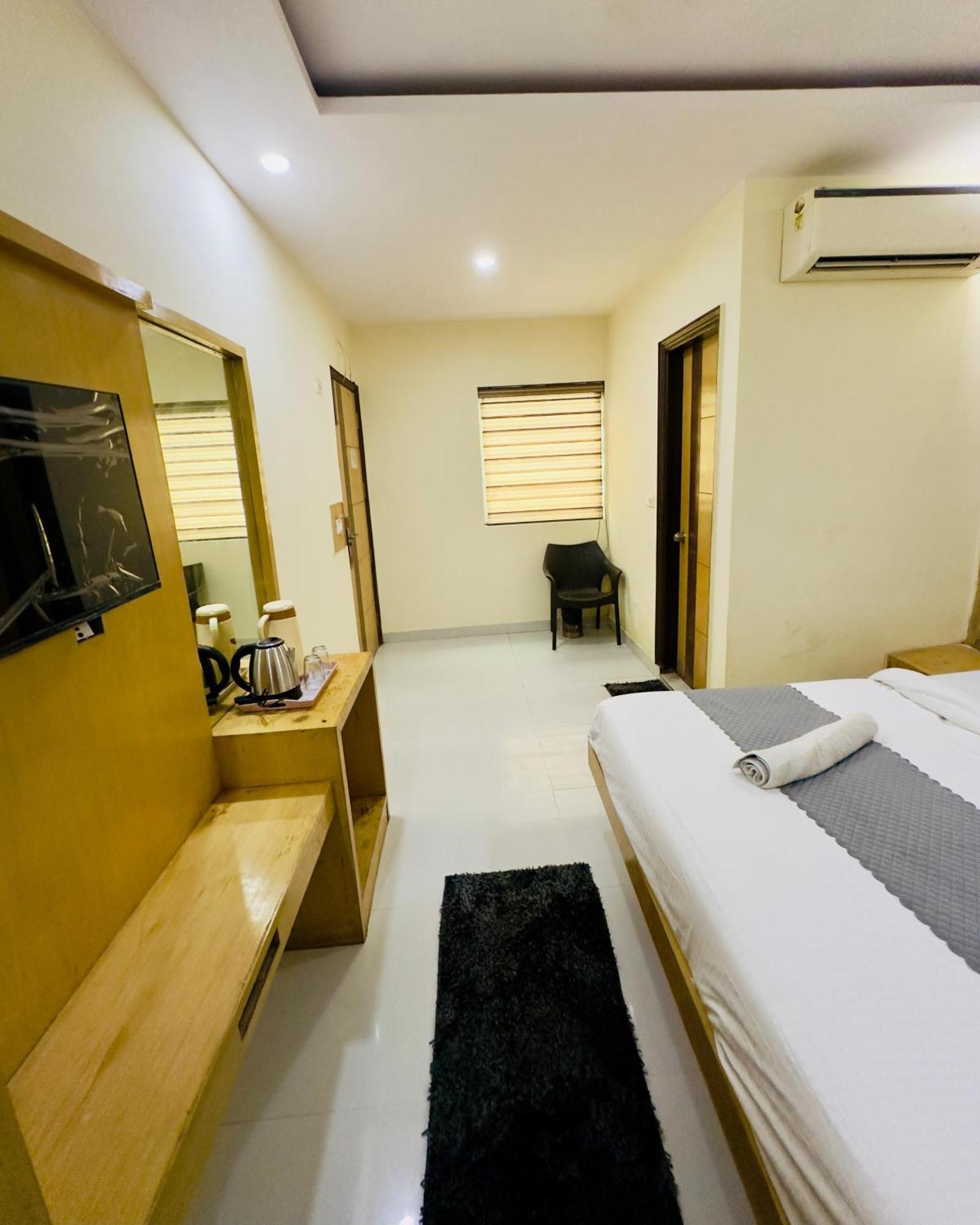 Bramhaputra Near Railway Station 3*