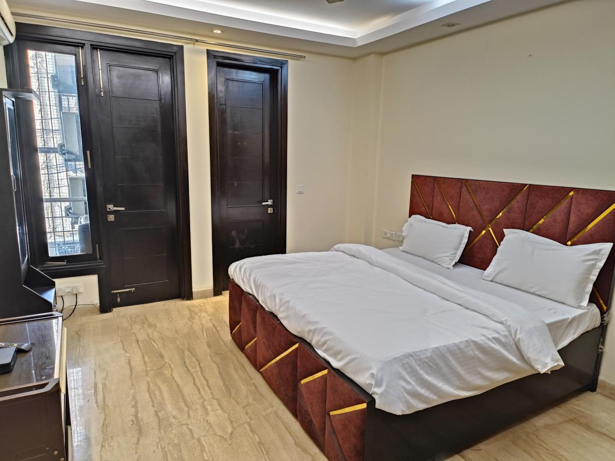 Greenleaf And Suites, Greater Kailash 1 3*