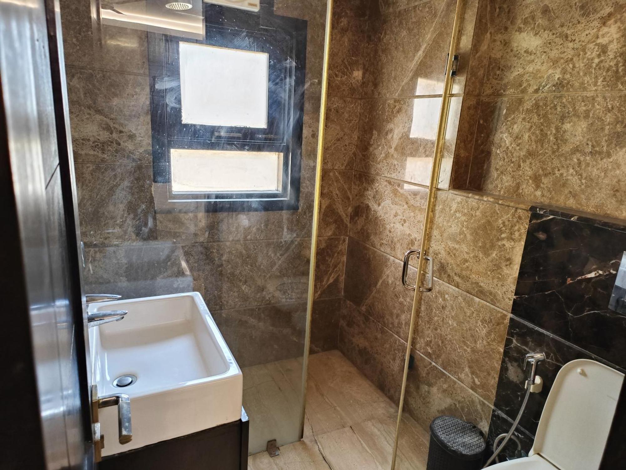 Hotel Greenleaf And Suites, Greater Kailash 1 3*