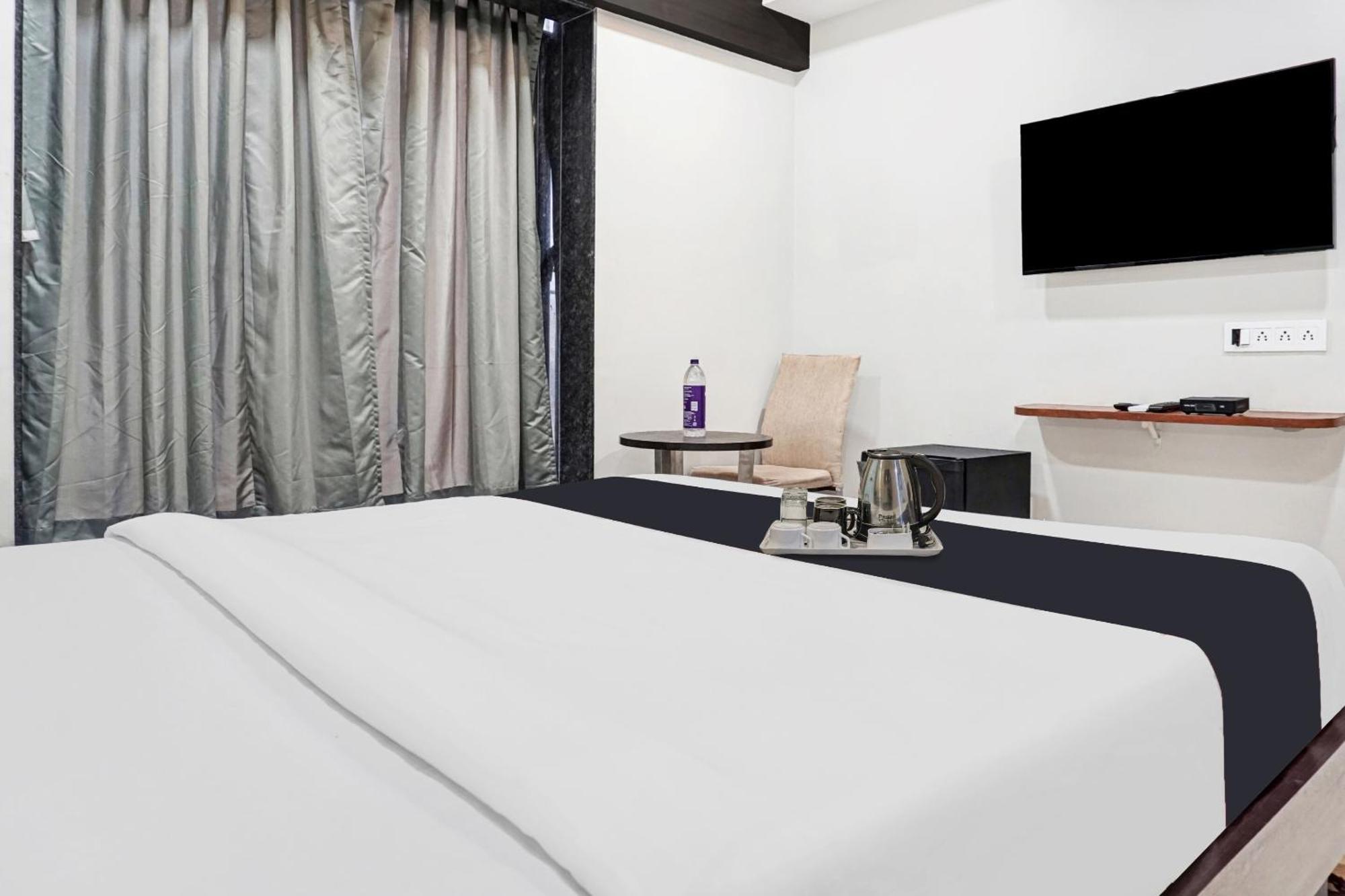 Atlantis Hotel 4*