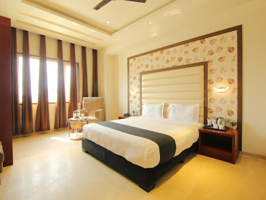 C- Pearls And Banquet Hotel 3*