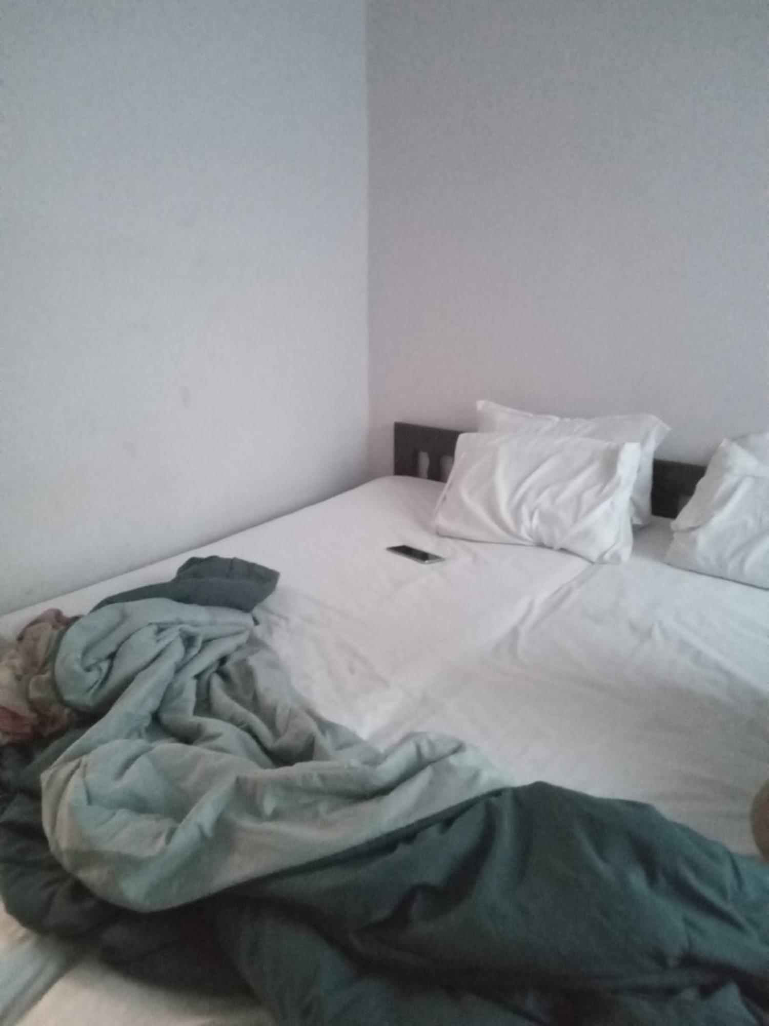 Kapil Traders Bed & Breakfast *